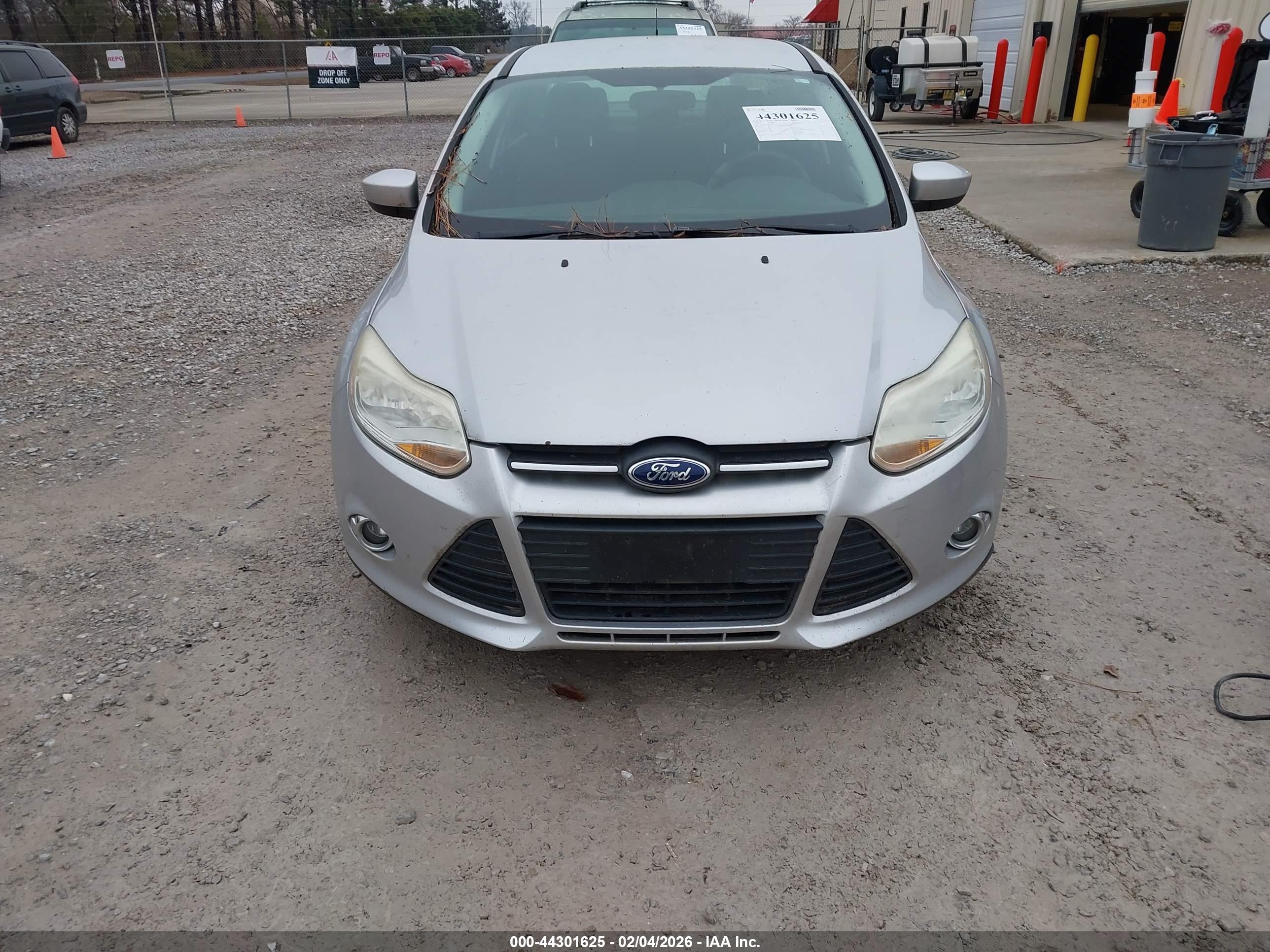 FORD FOCUS image 6