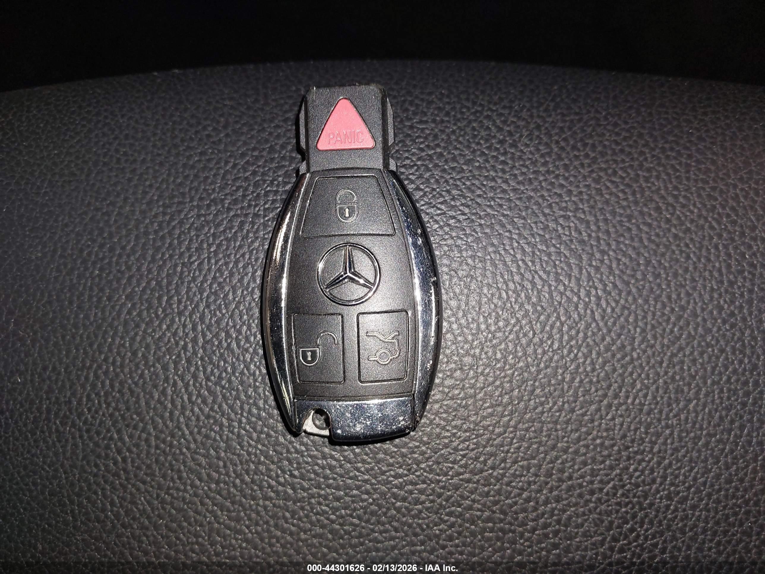 MERCEDES-BENZ GLA image 11