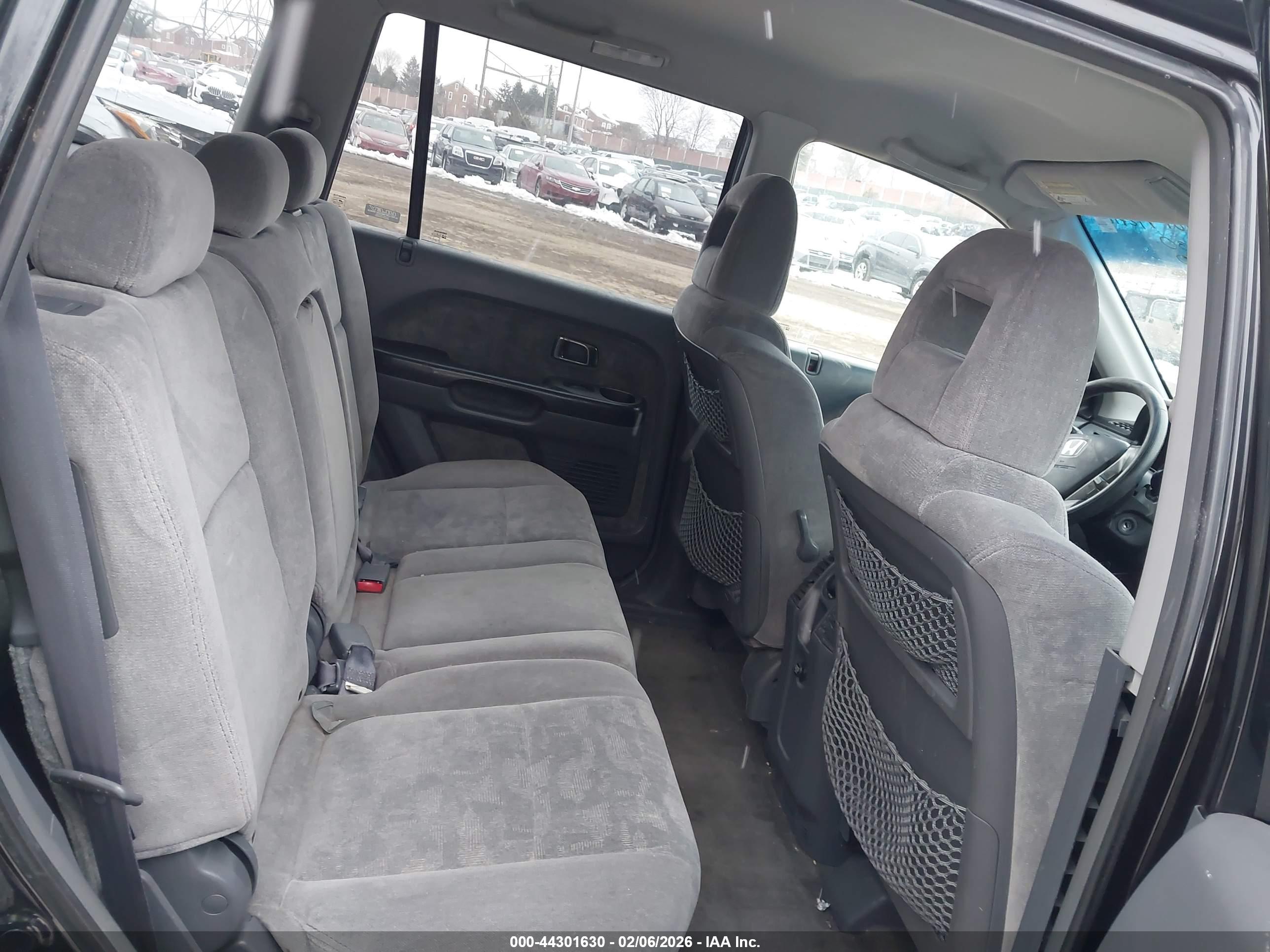 HONDA PILOT image 8