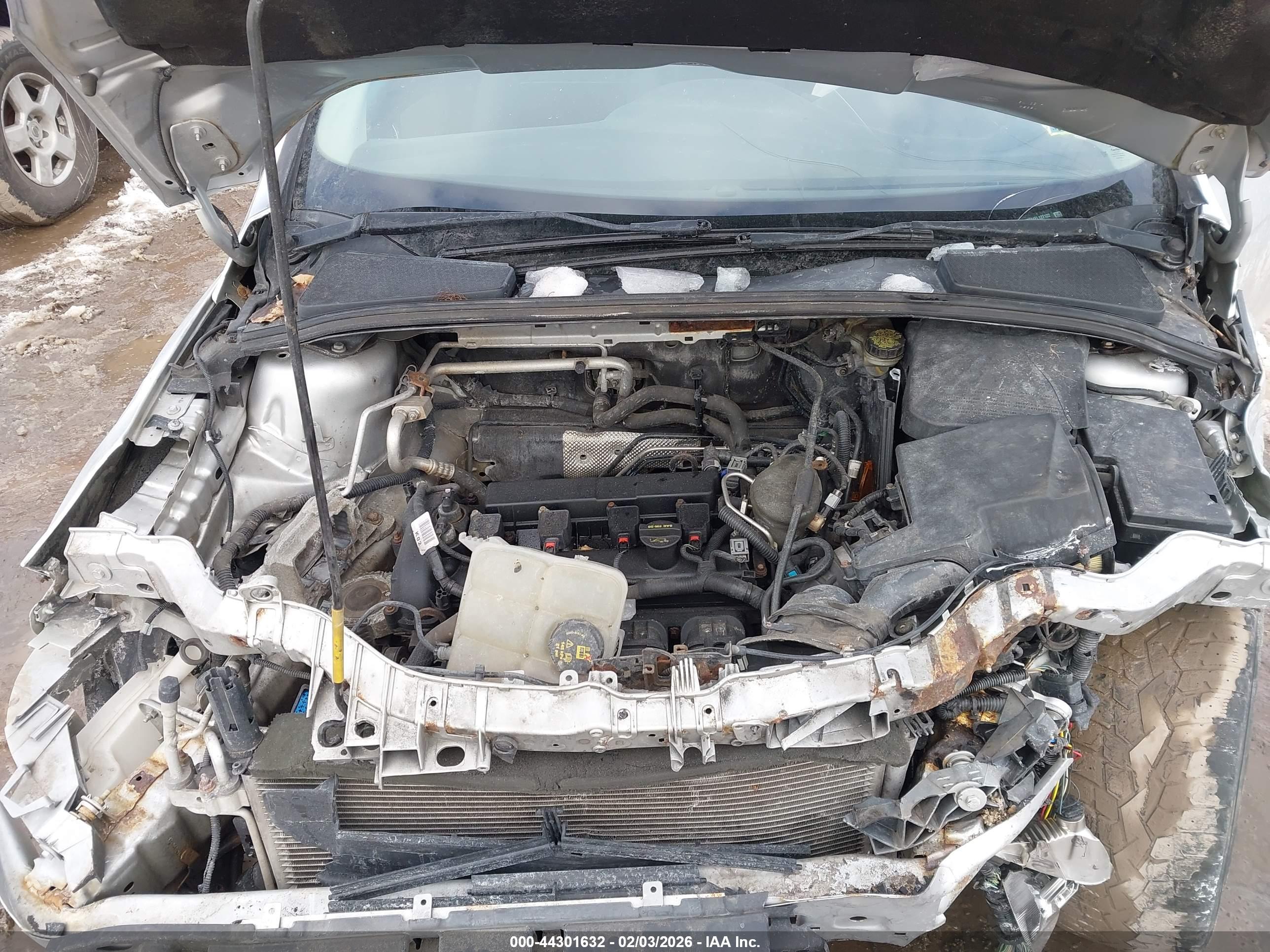 FORD FOCUS image 10