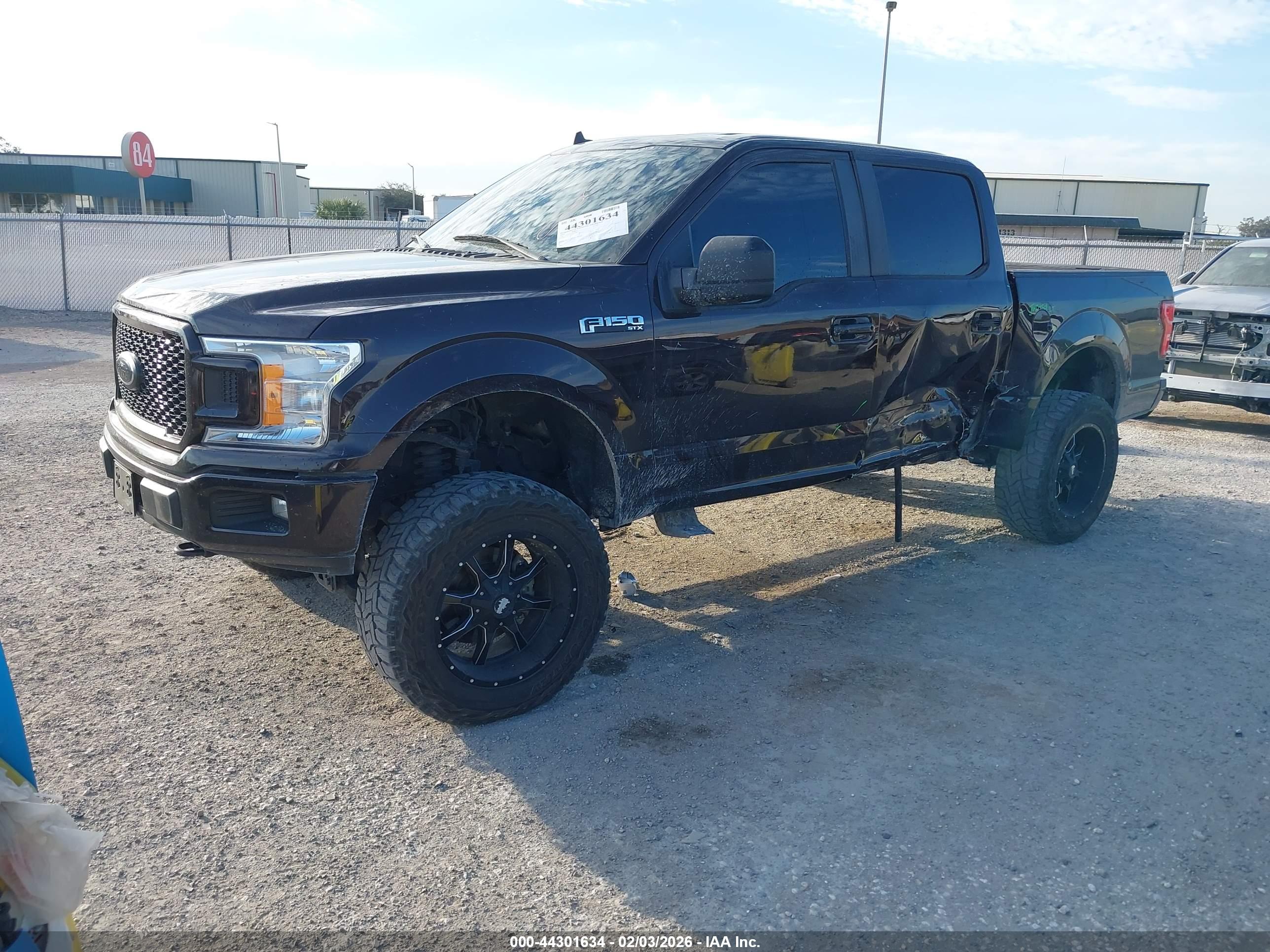 FORD F-150 image 2