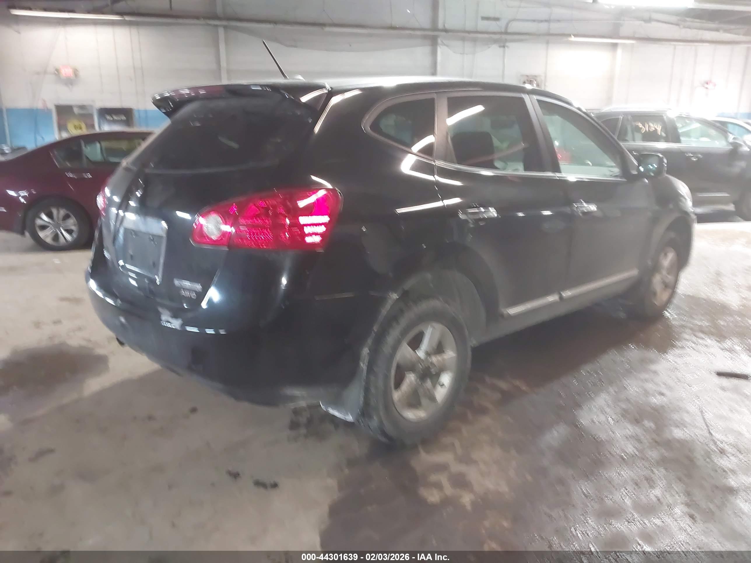 NISSAN ROGUE image 4