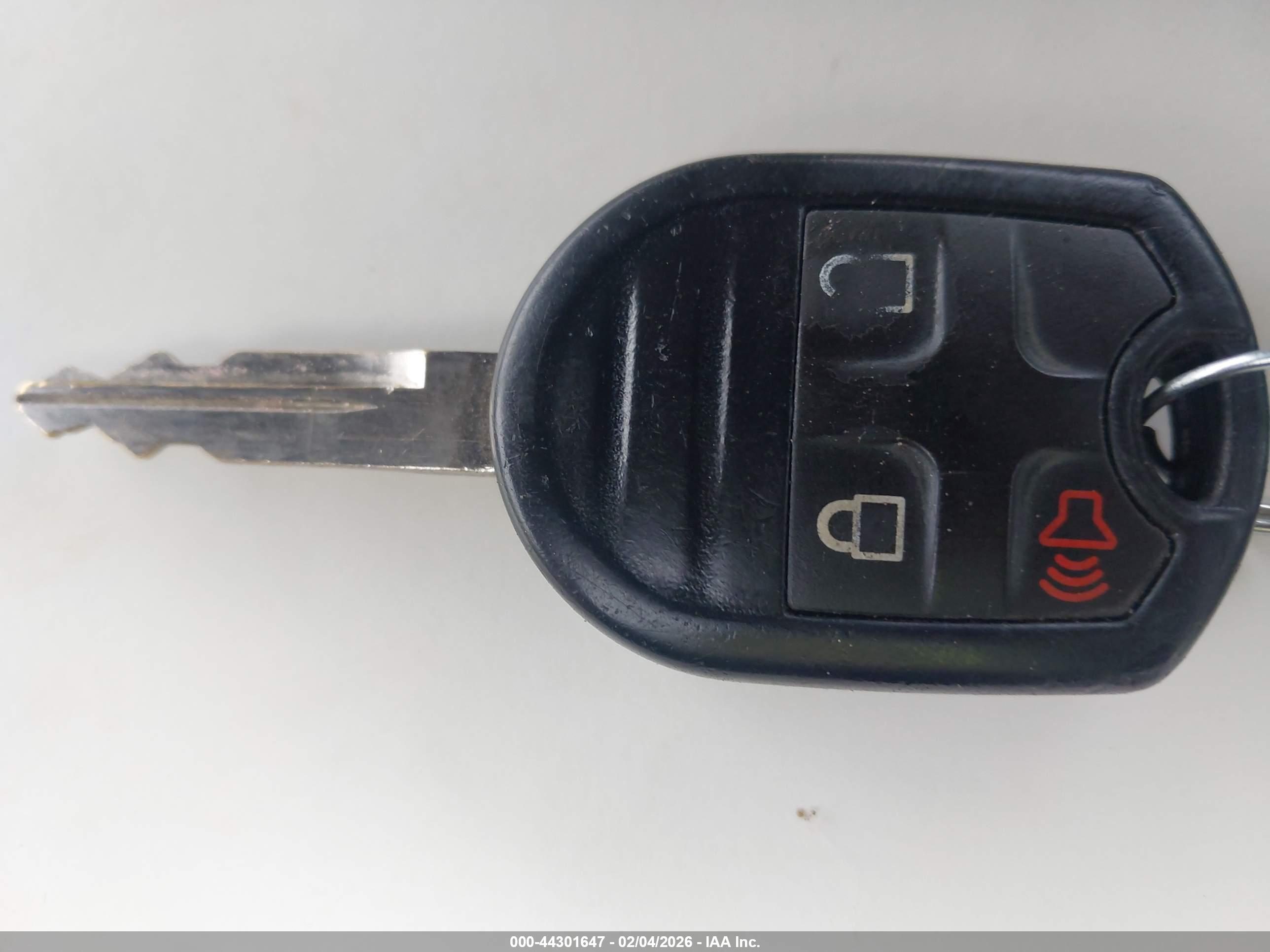 FORD EXPLORER image 11