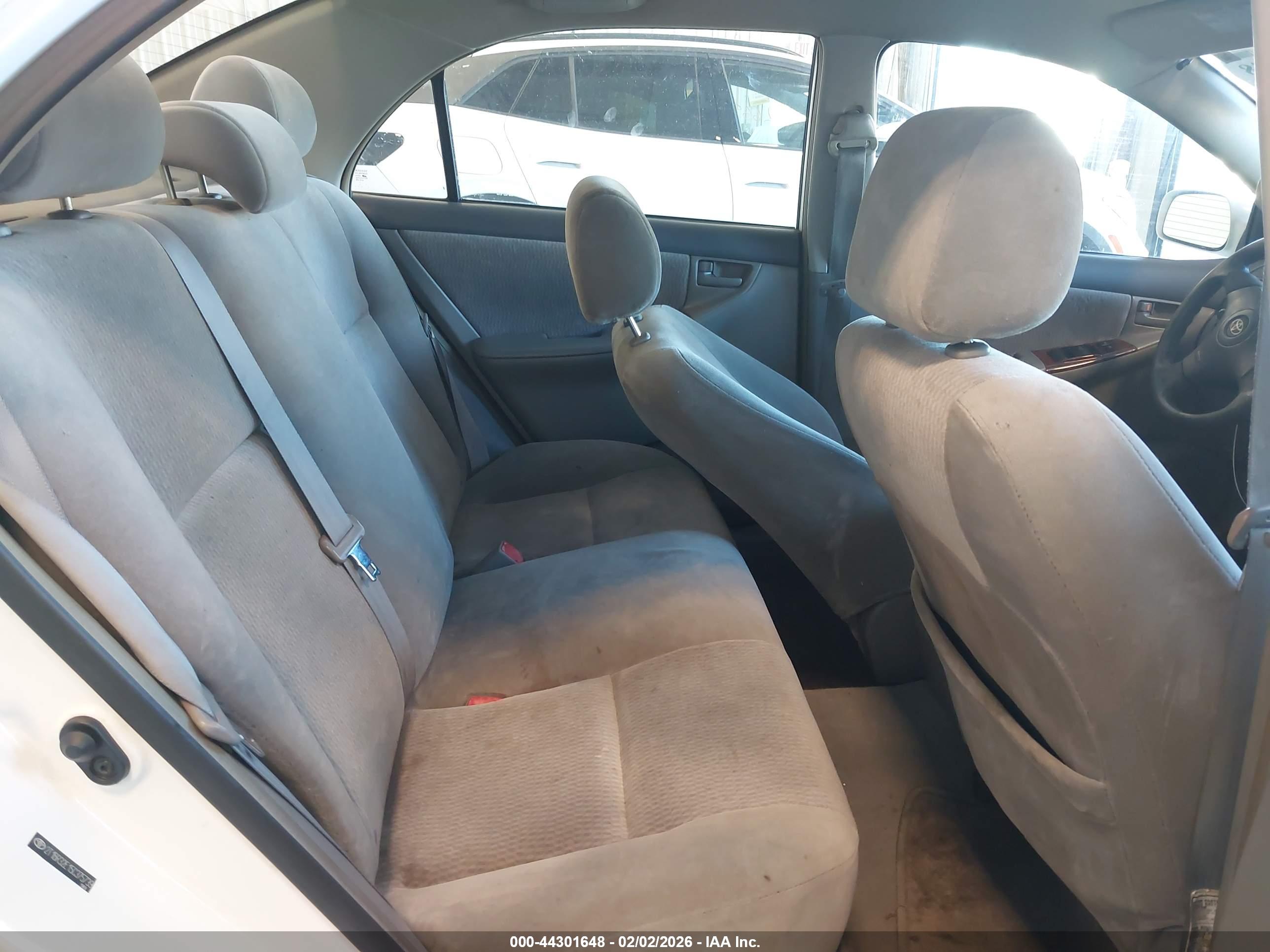 TOYOTA COROLLA image 8