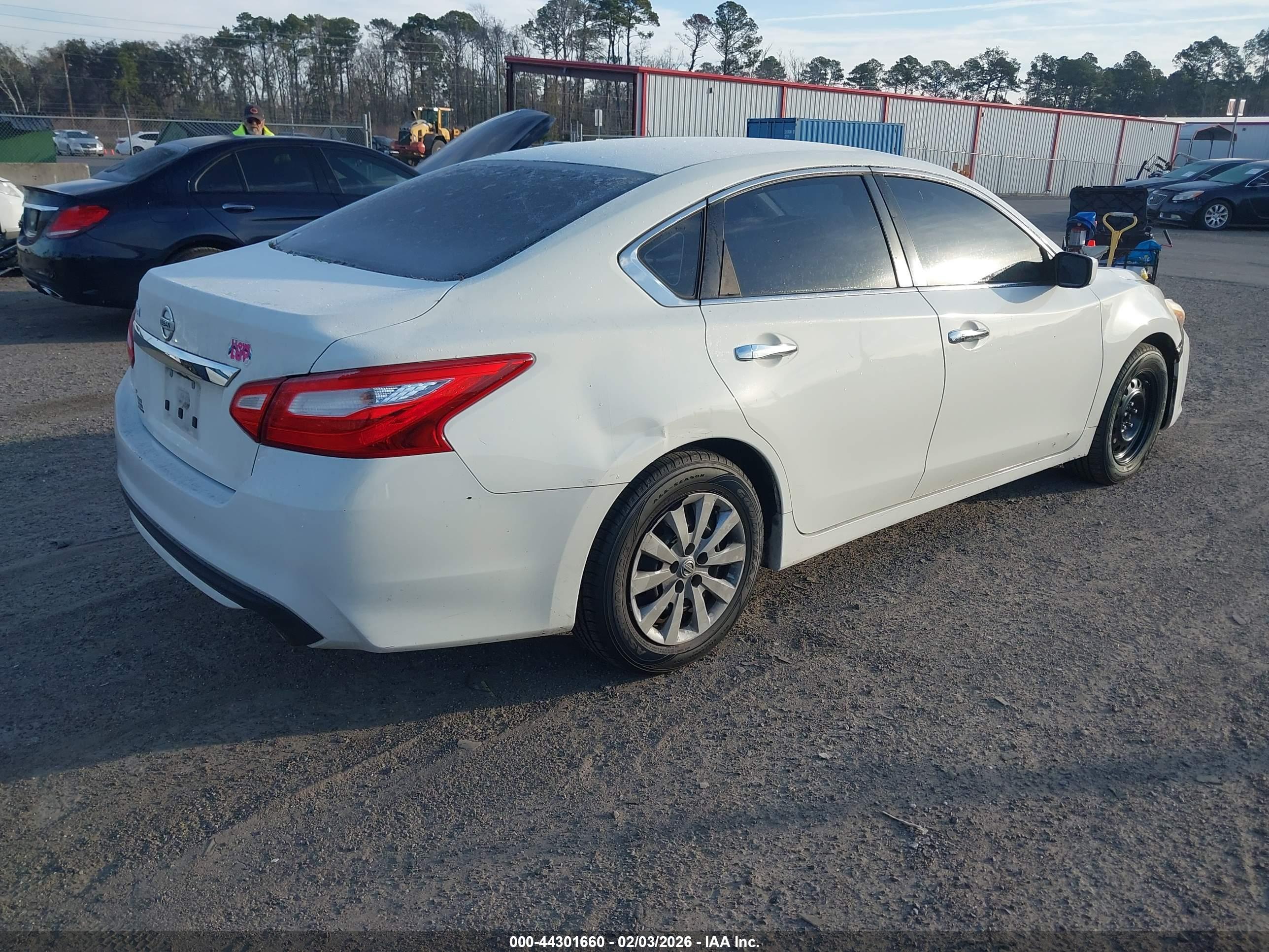 NISSAN ALTIMA image 4