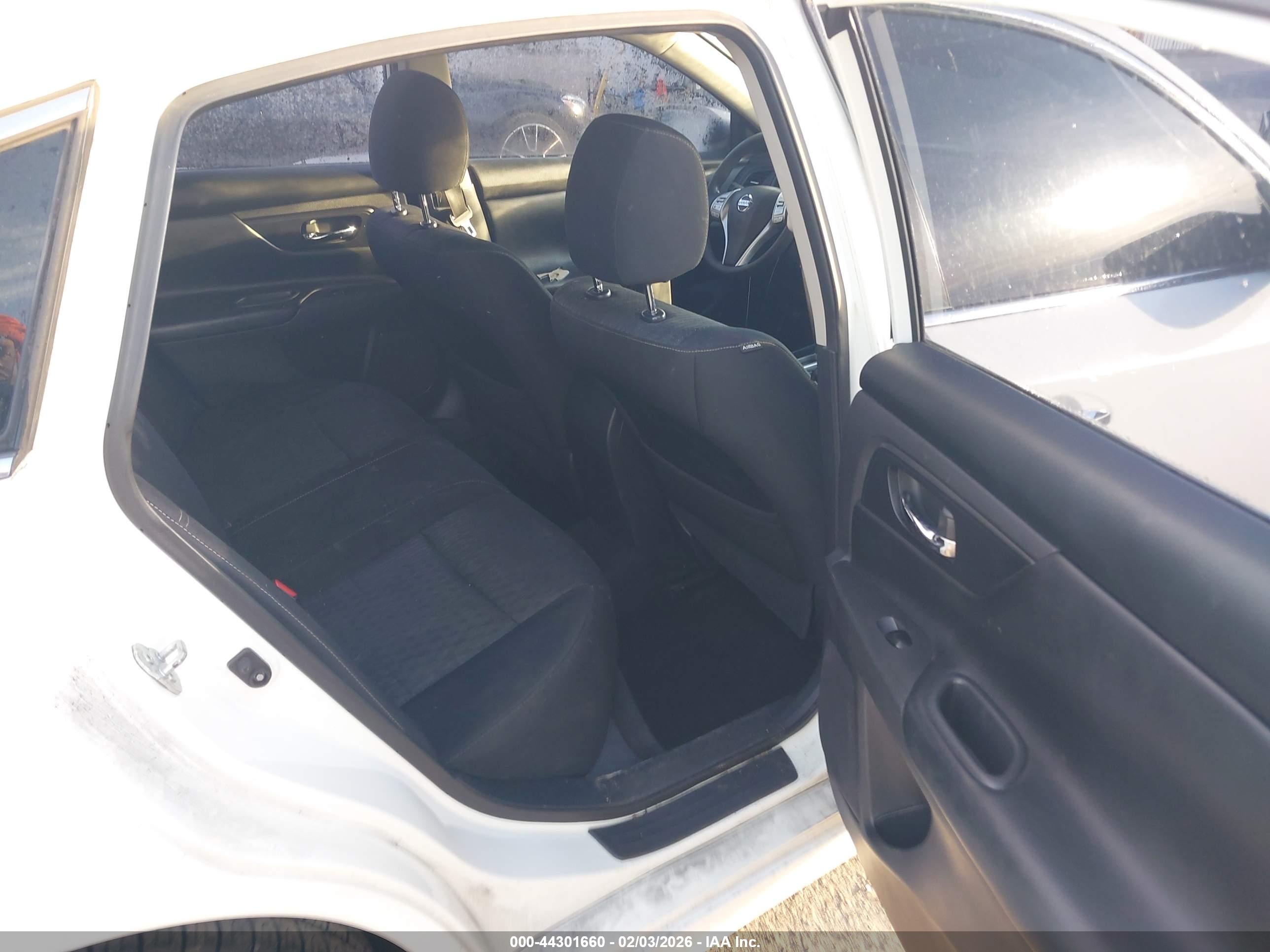 NISSAN ALTIMA image 8