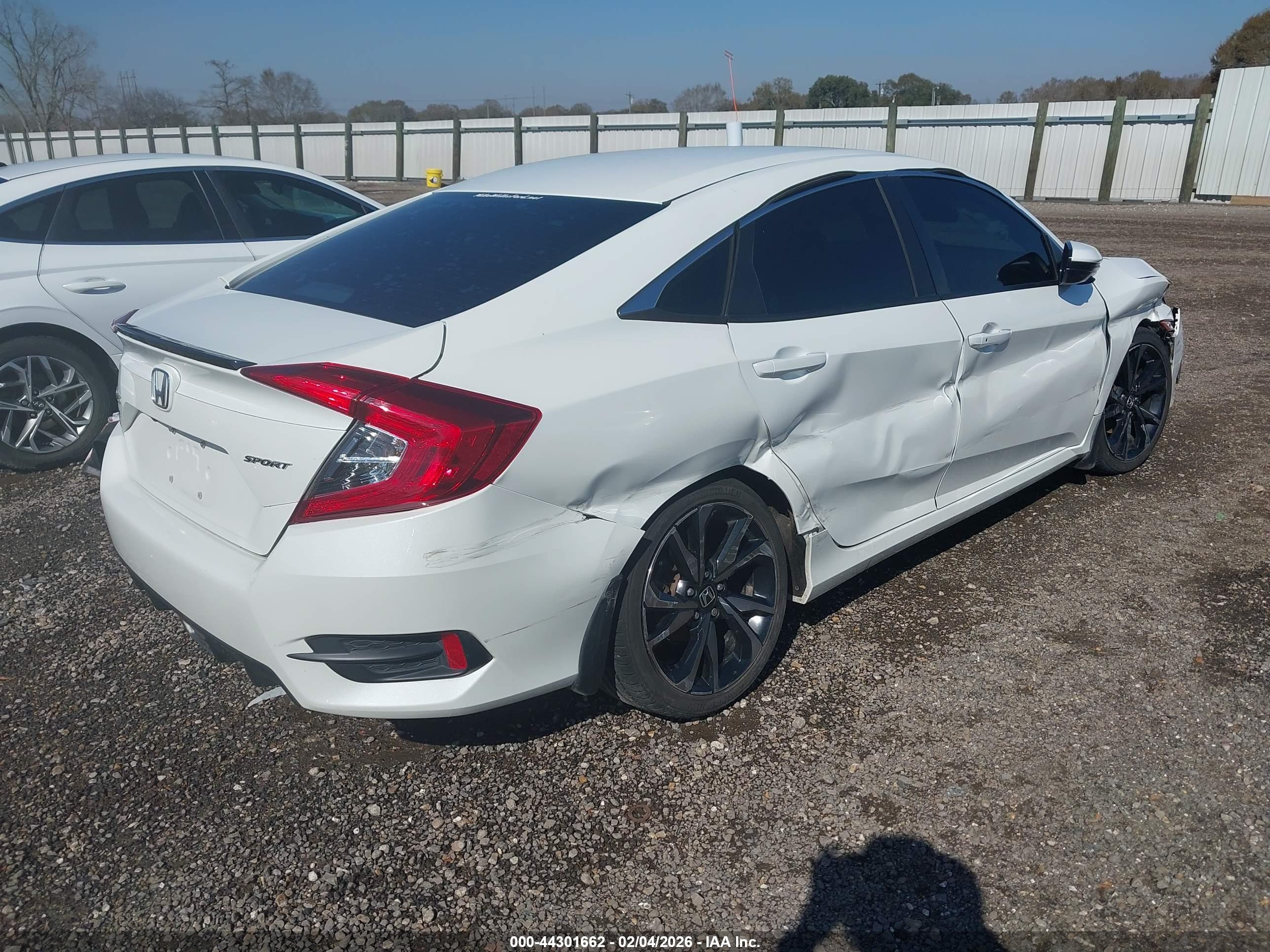 HONDA CIVIC image 4