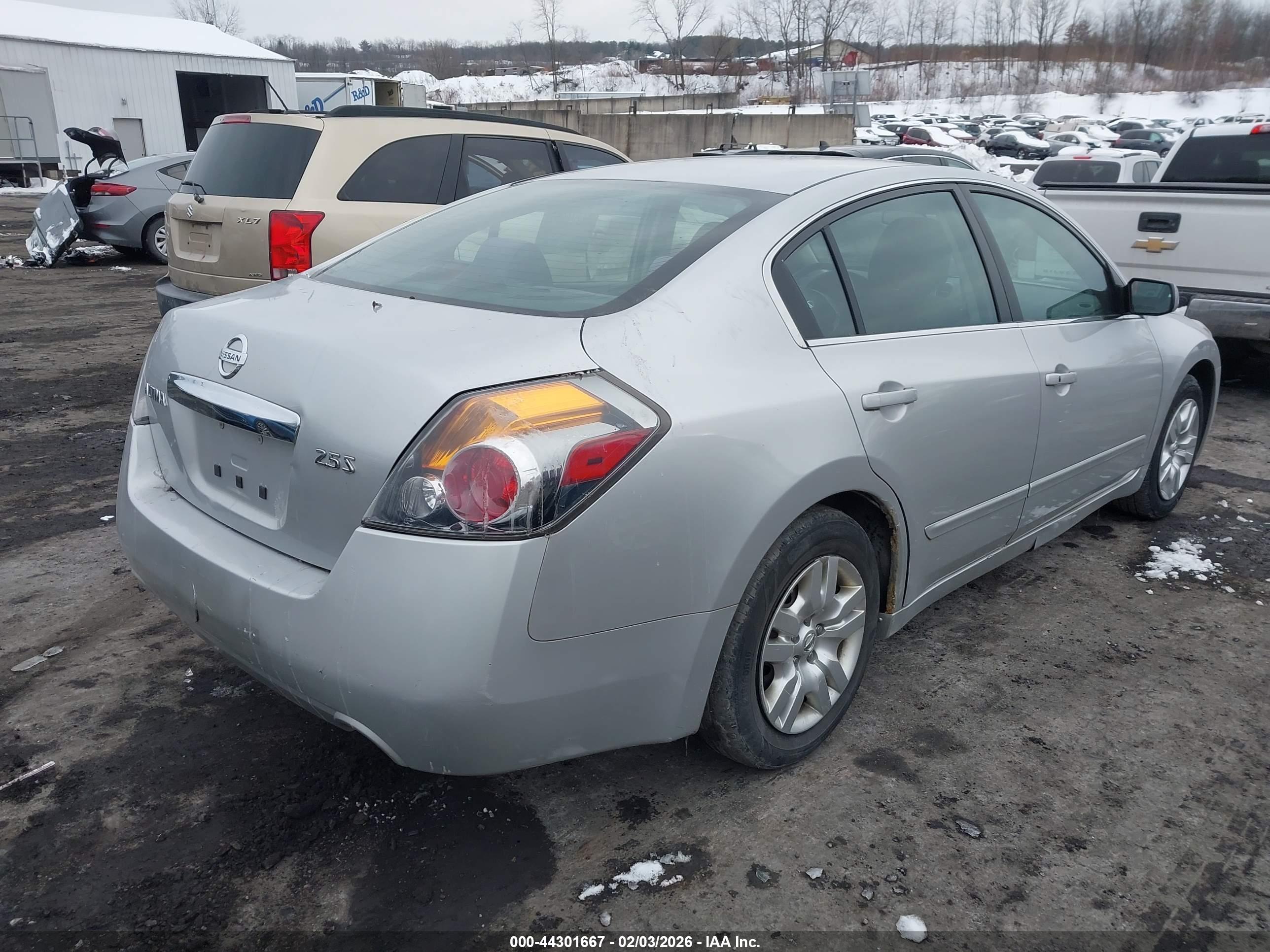 NISSAN ALTIMA image 4
