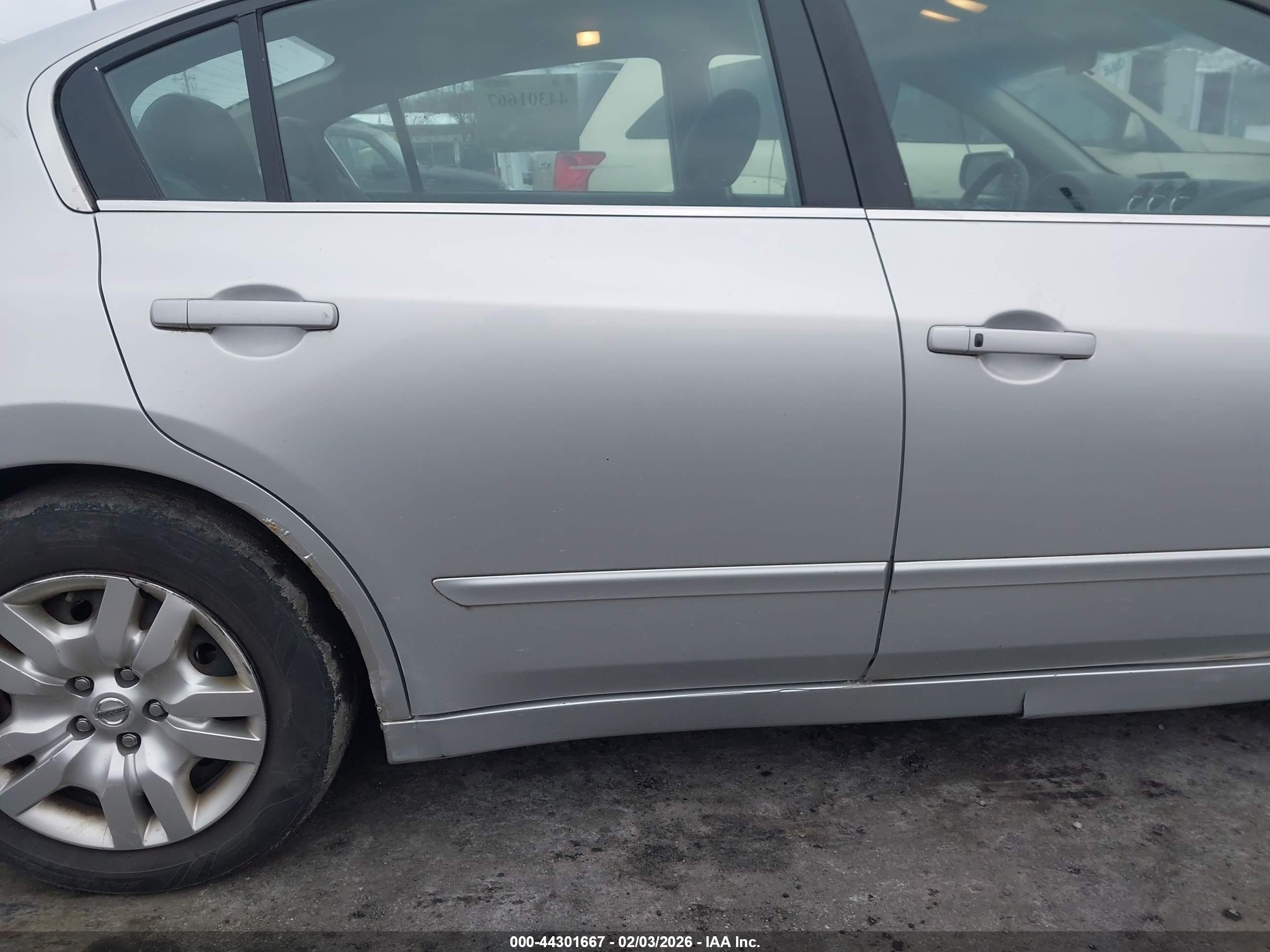 NISSAN ALTIMA image 6