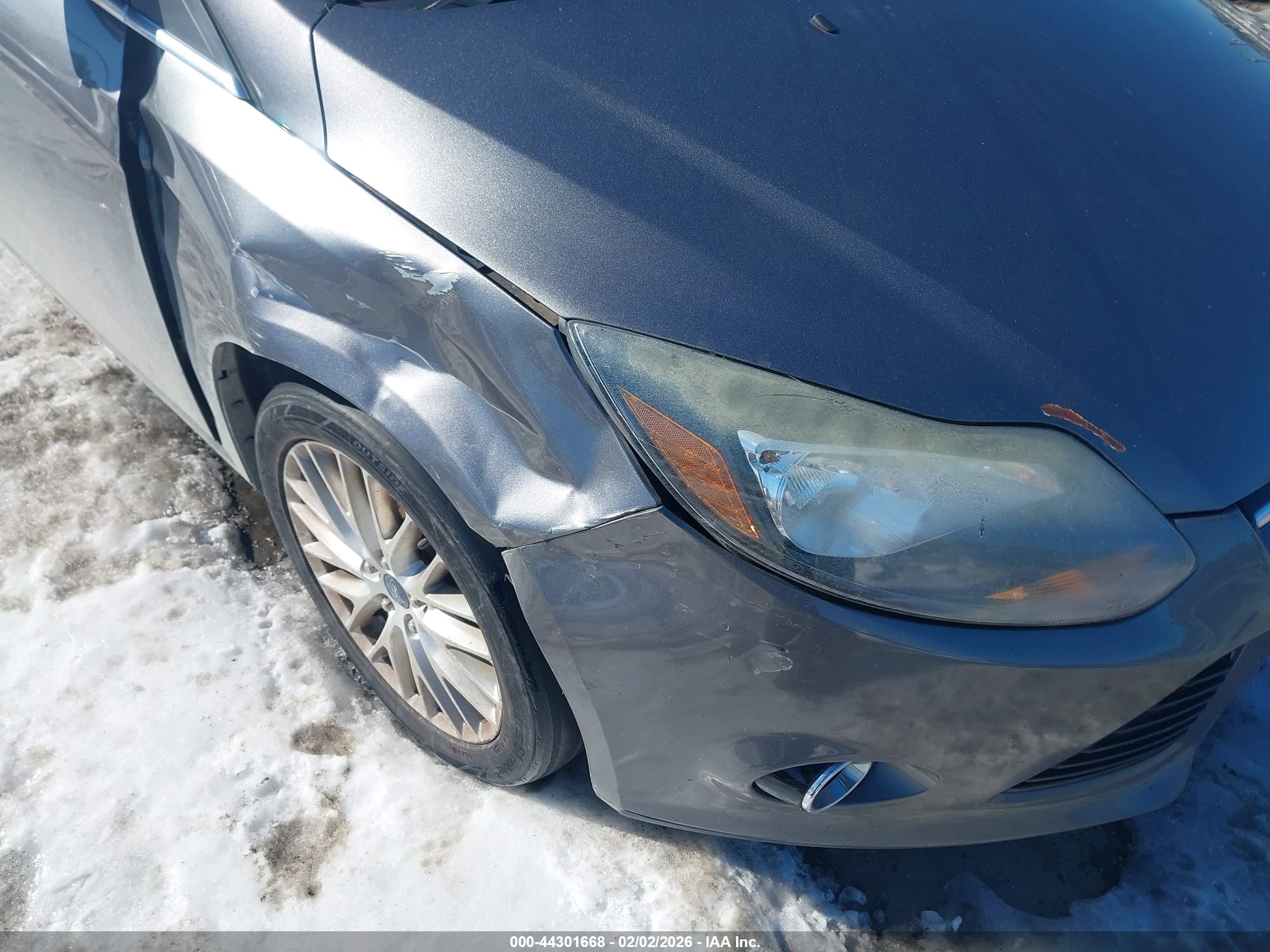 FORD FOCUS image 6