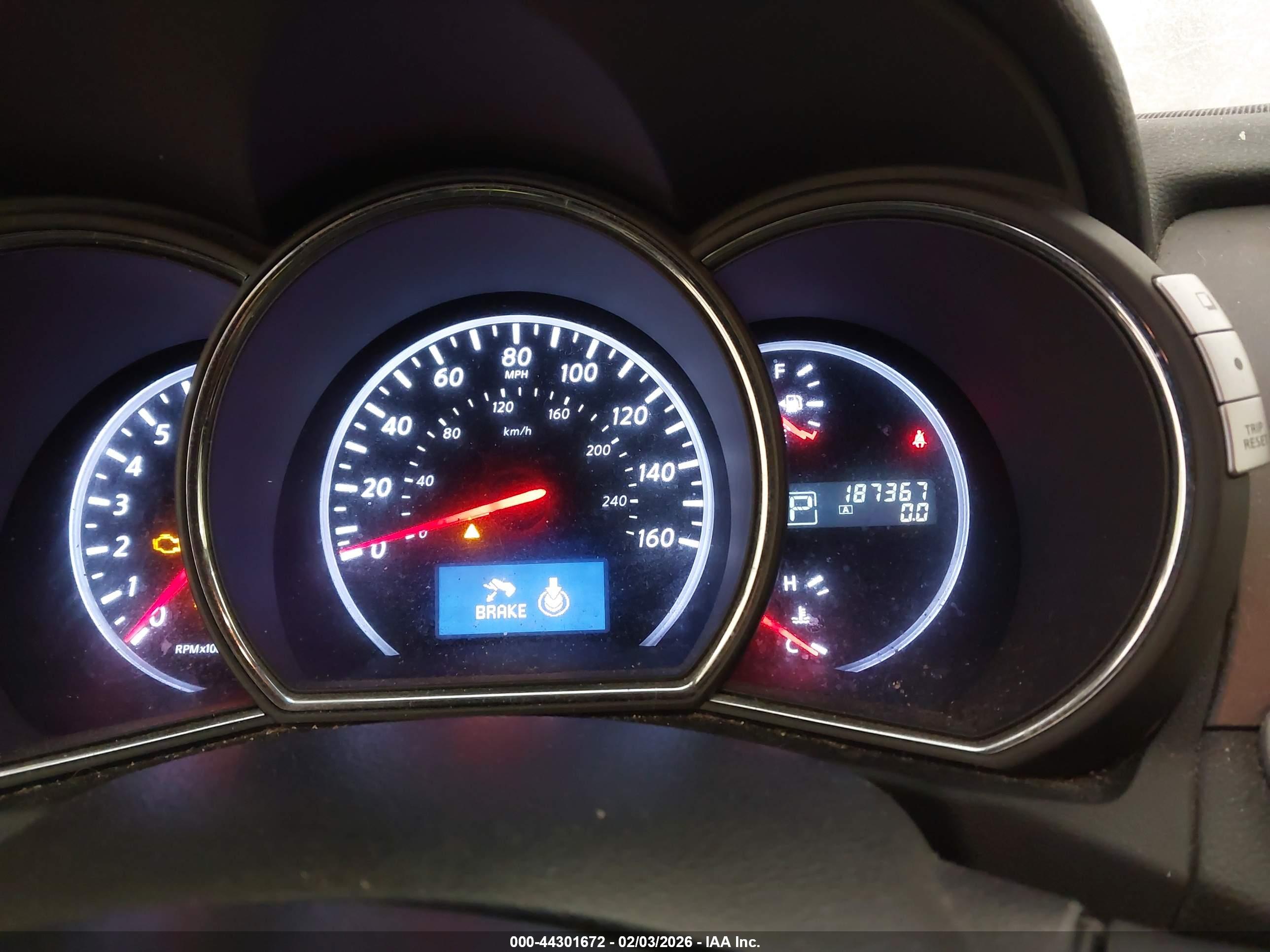 NISSAN MURANO image 7