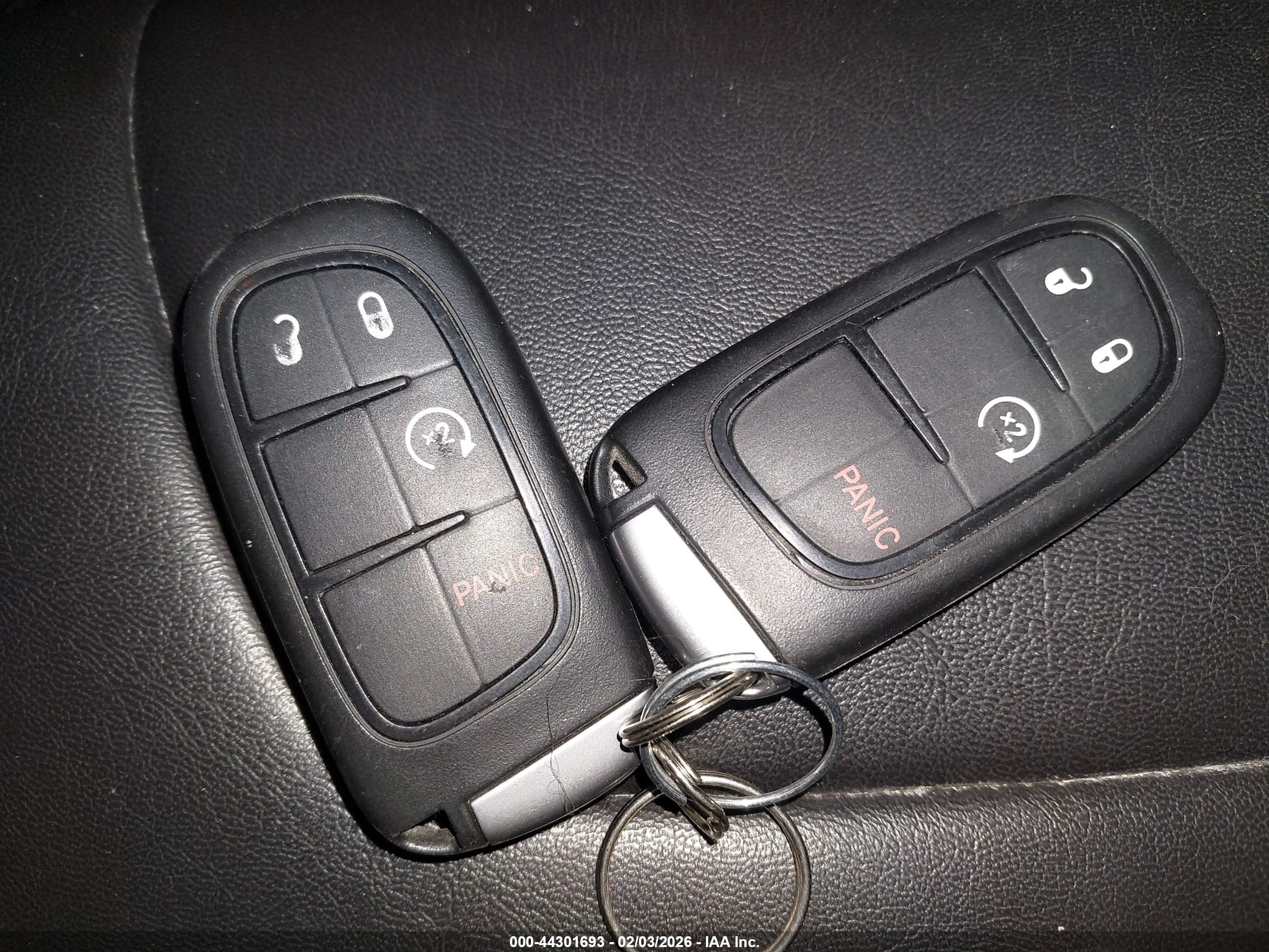 JEEP CHEROKEE image 11