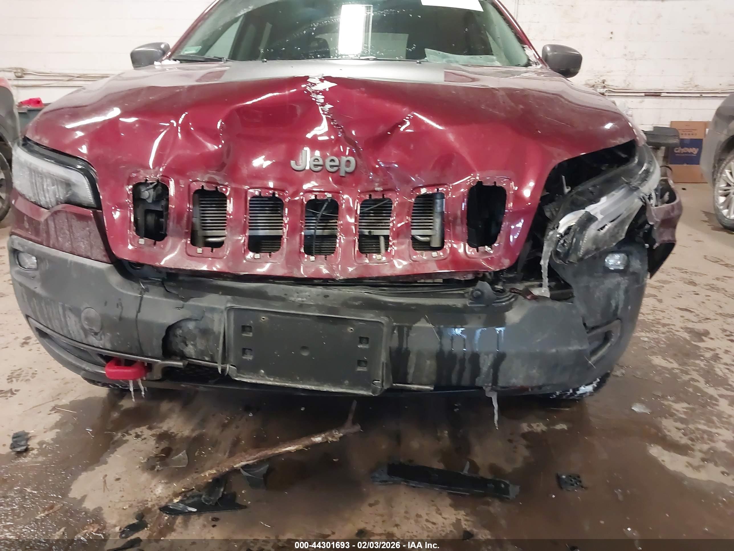 JEEP CHEROKEE image 6