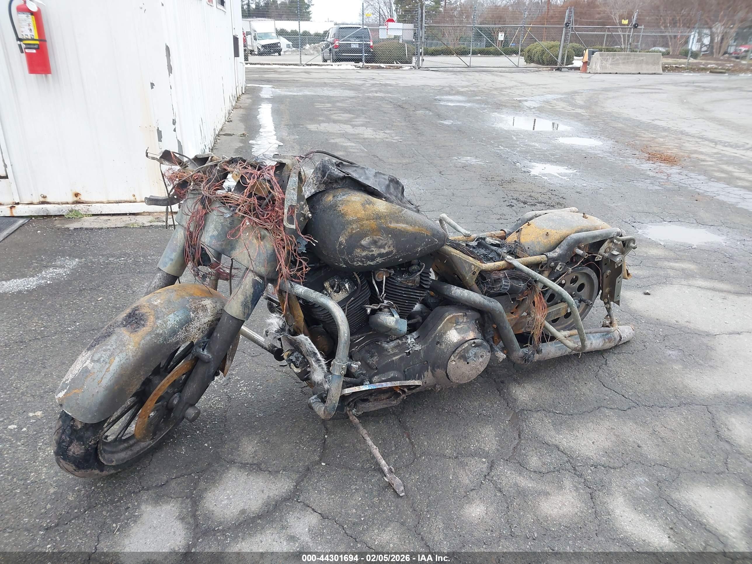 HARLEY-DAVIDSON FLHT image 2