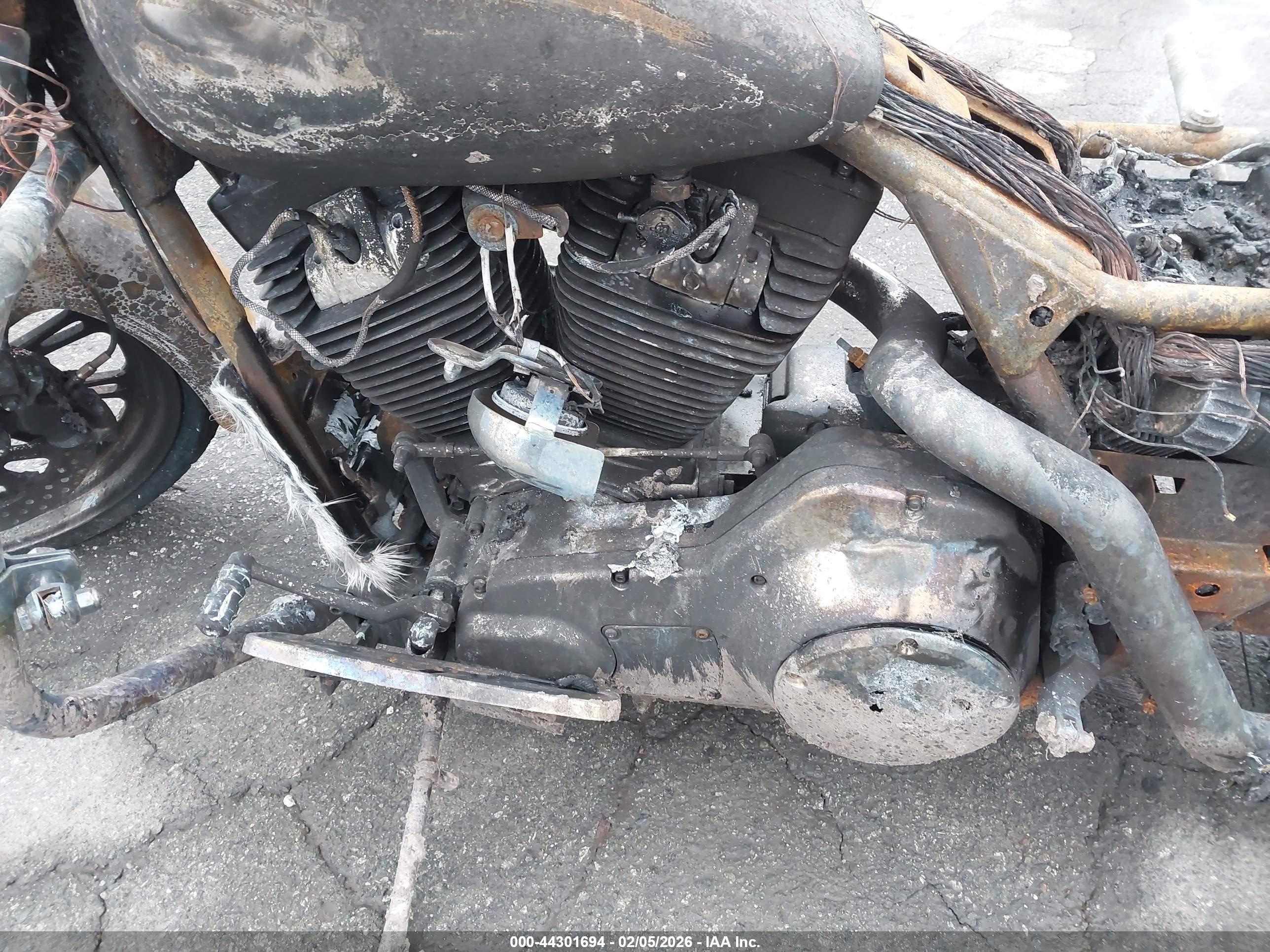 HARLEY-DAVIDSON FLHT image 9