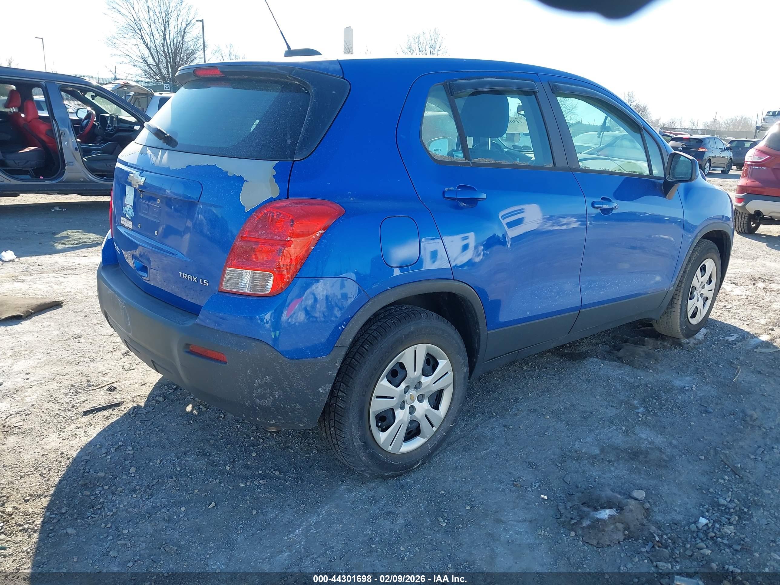 CHEVROLET TRAX image 4