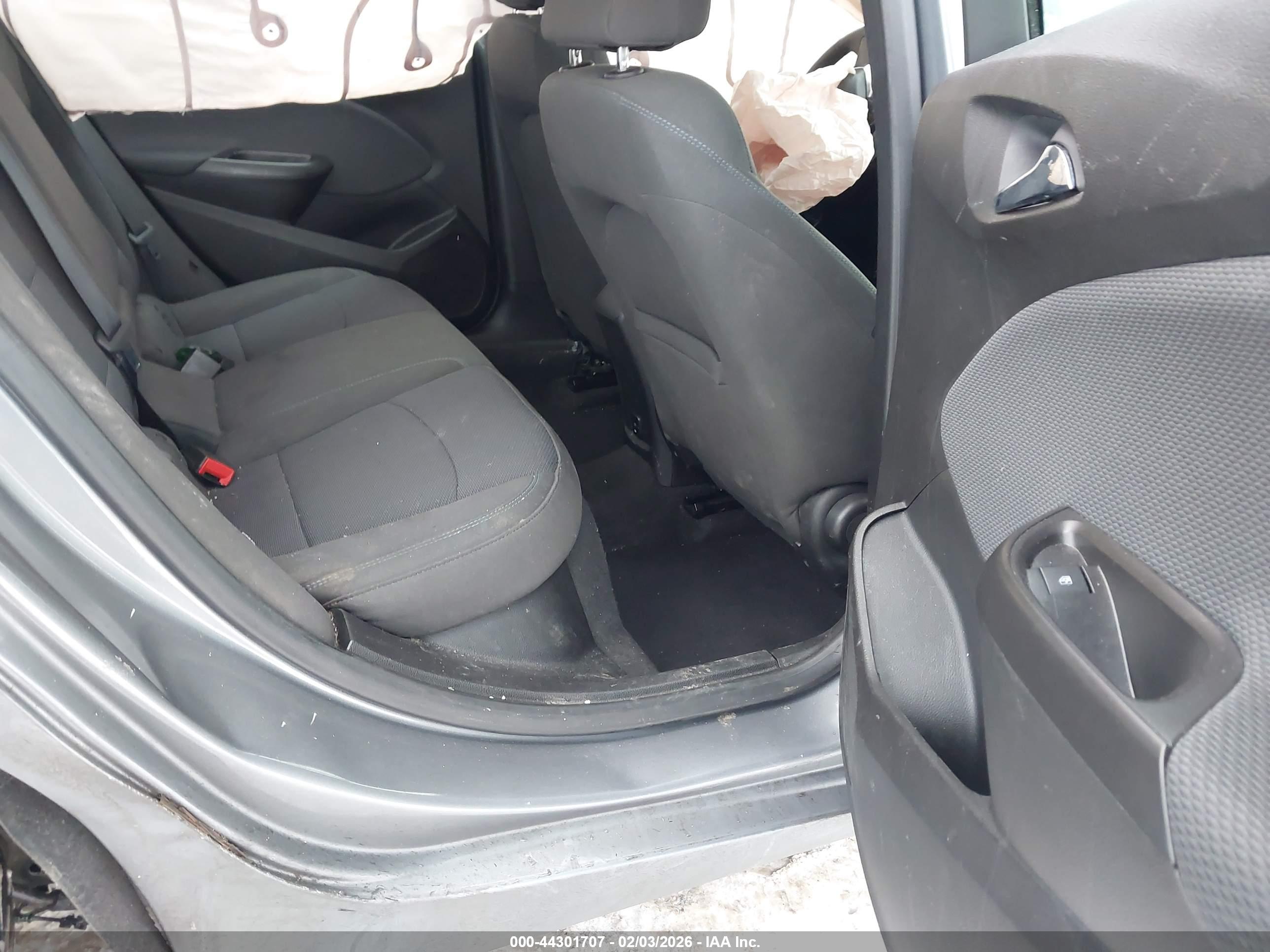 CHEVROLET CRUZE image 8