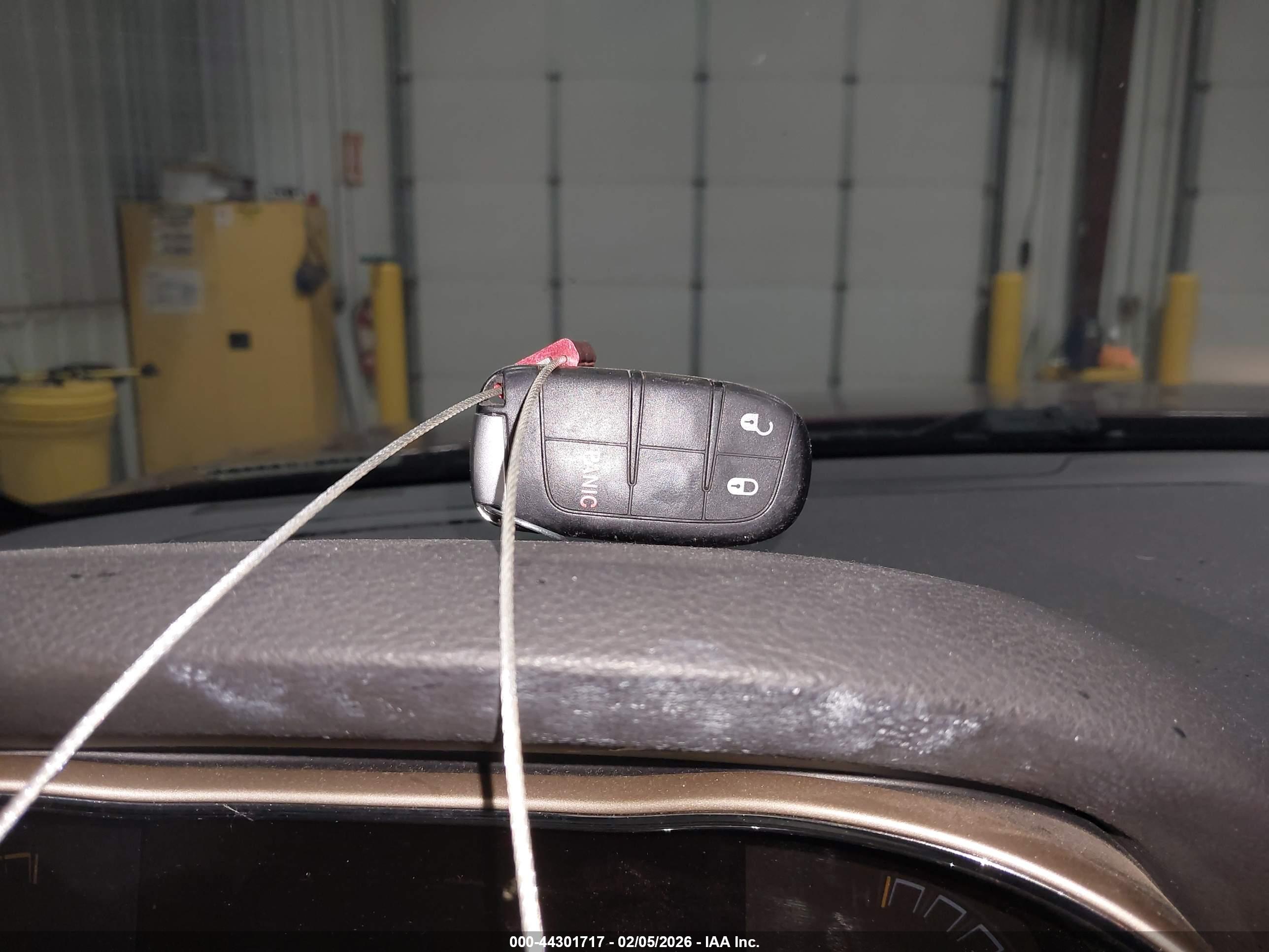 JEEP GRAND image 11