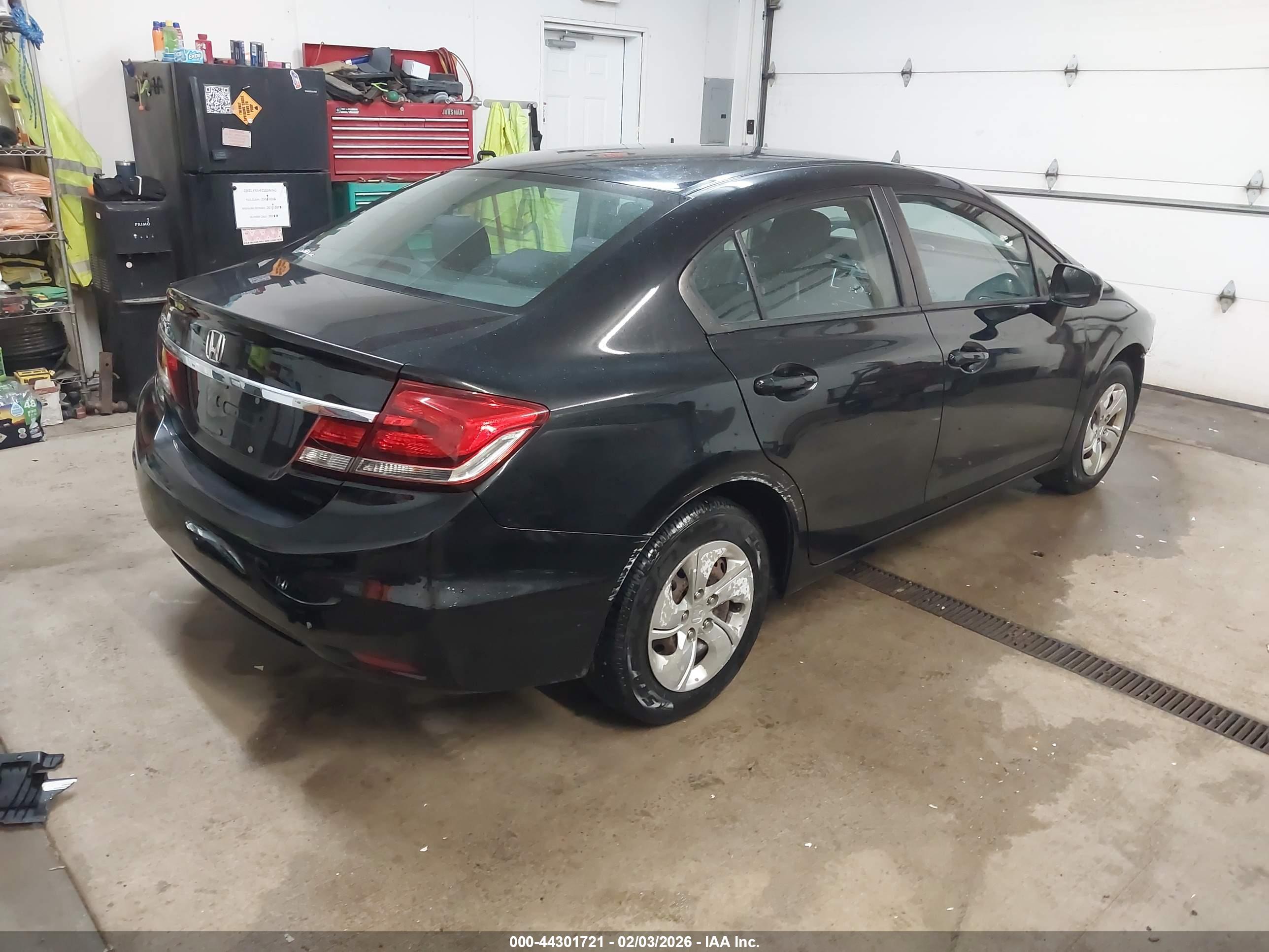 HONDA CIVIC image 4