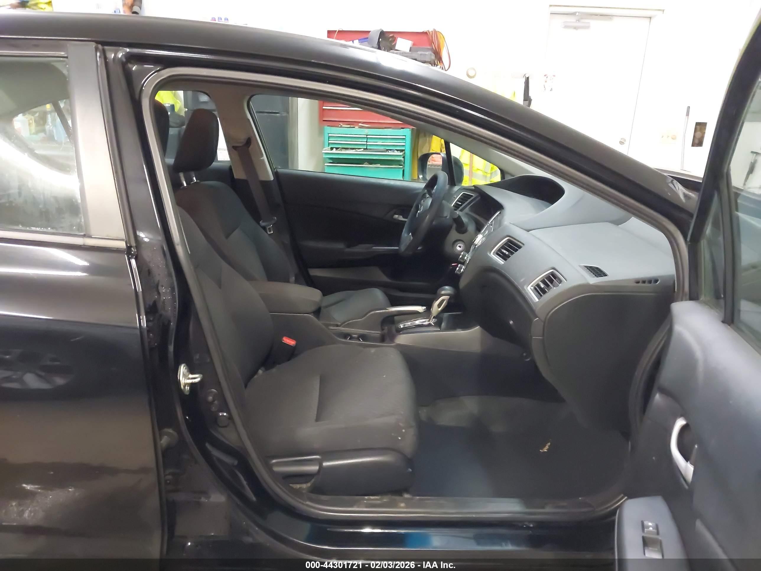 HONDA CIVIC image 5