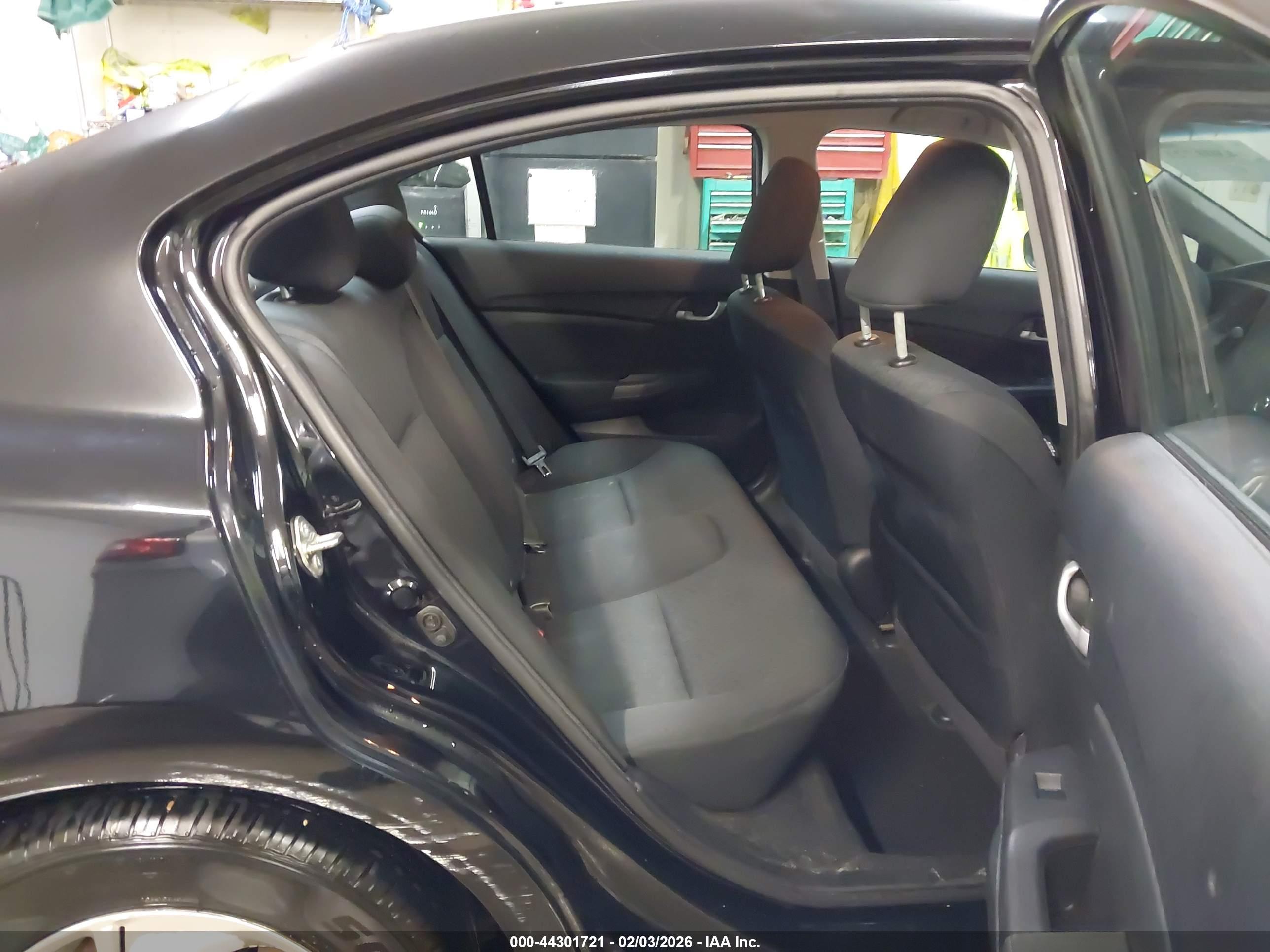 HONDA CIVIC image 8