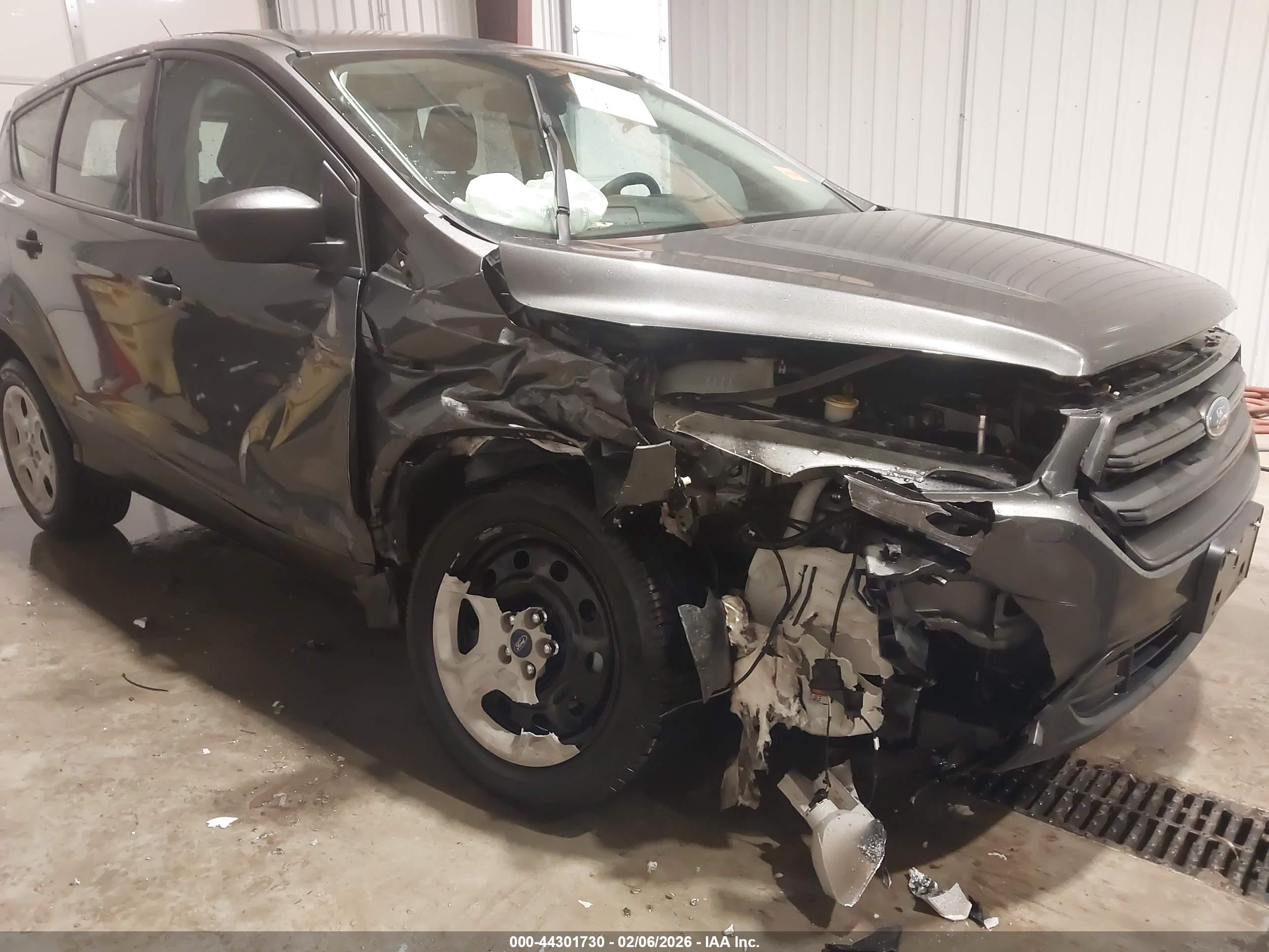 FORD ESCAPE image 6