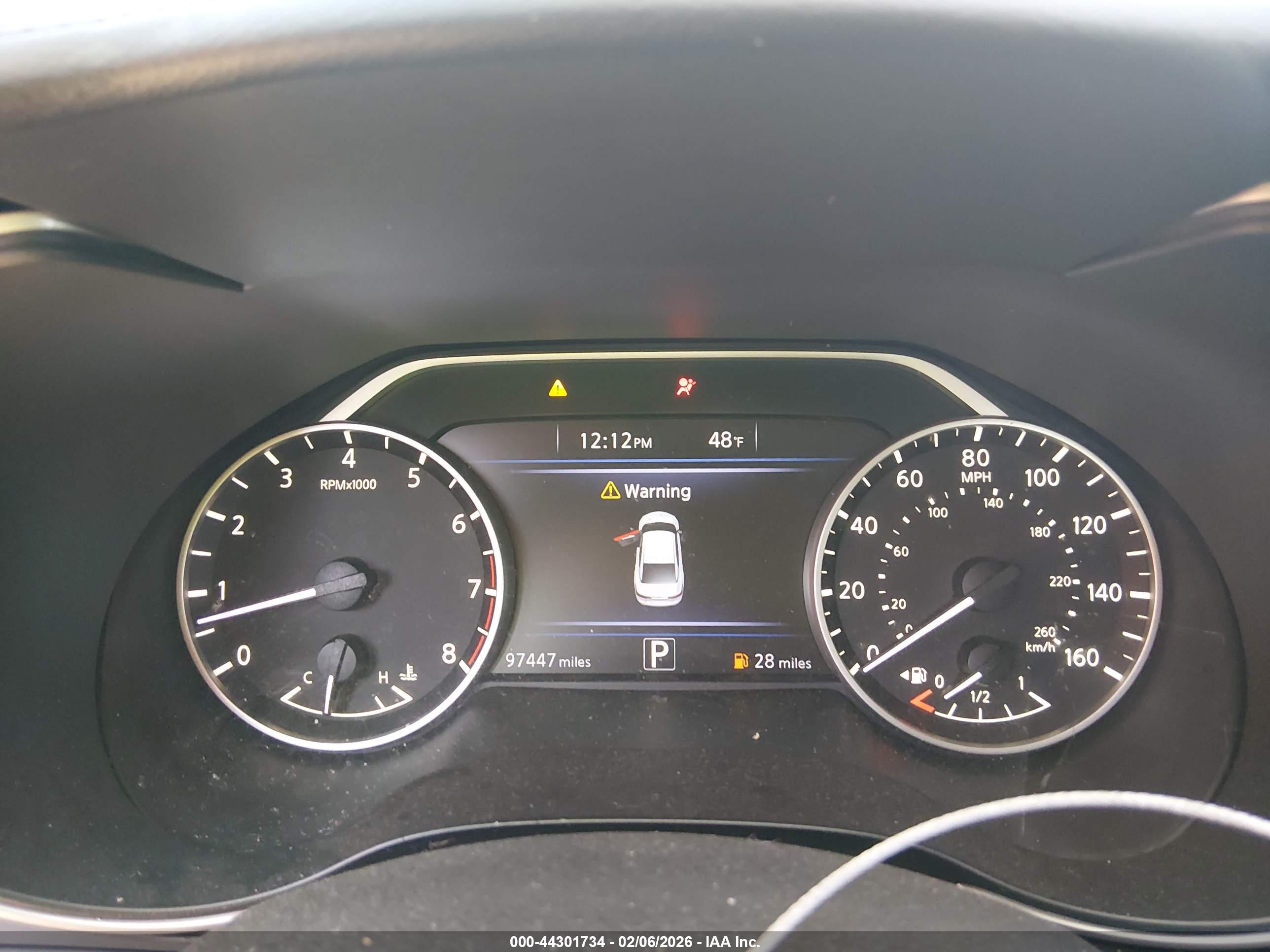 NISSAN MAXIMA image 7