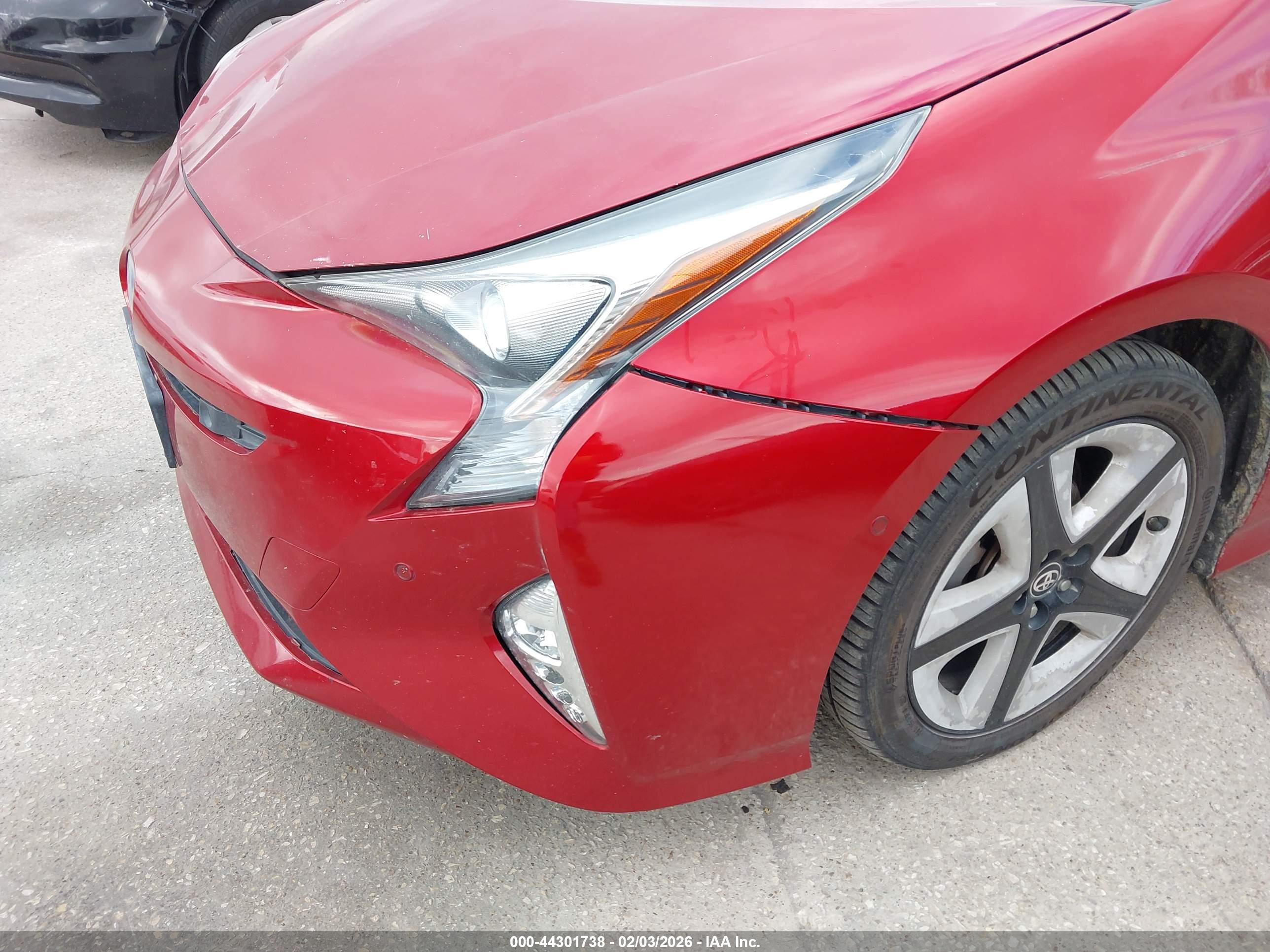 TOYOTA PRIUS image 6