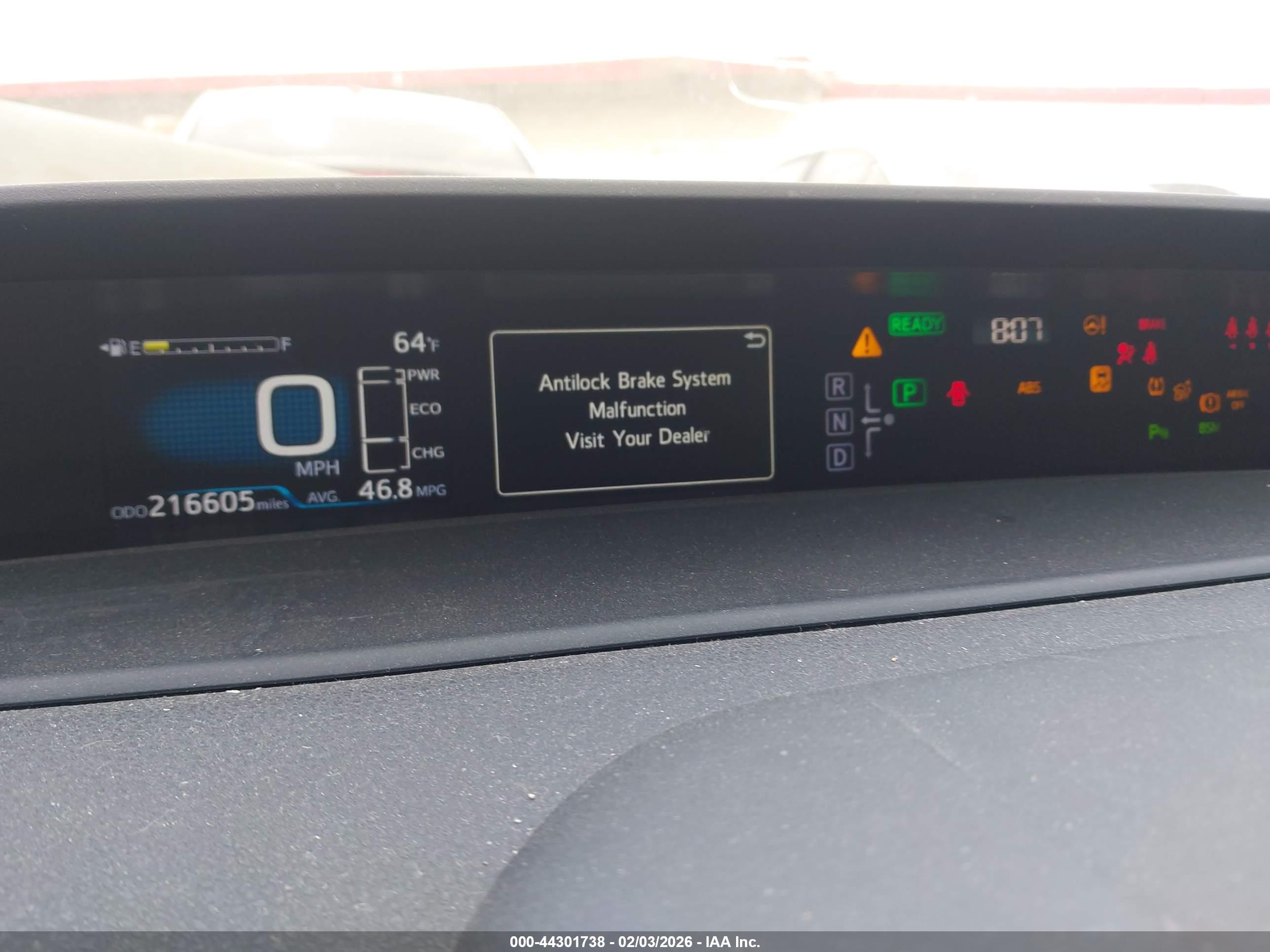 TOYOTA PRIUS image 7