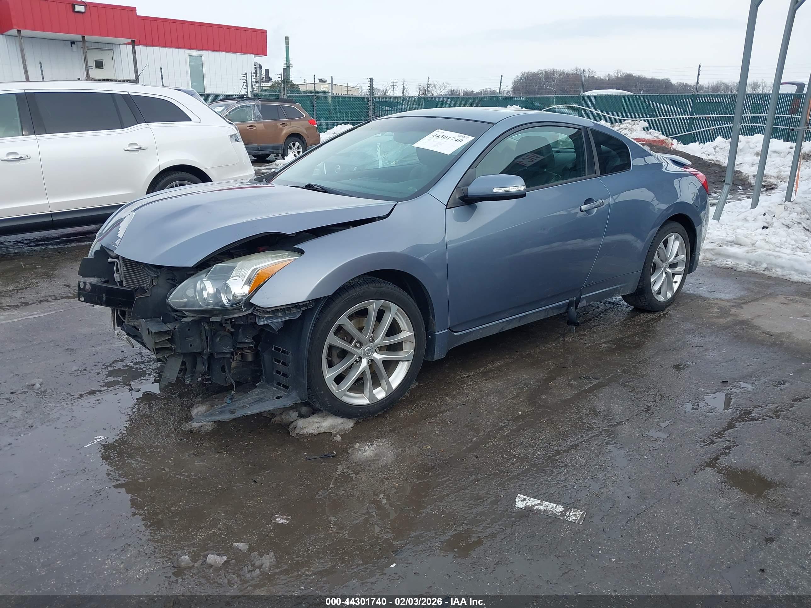 NISSAN ALTIMA image 2