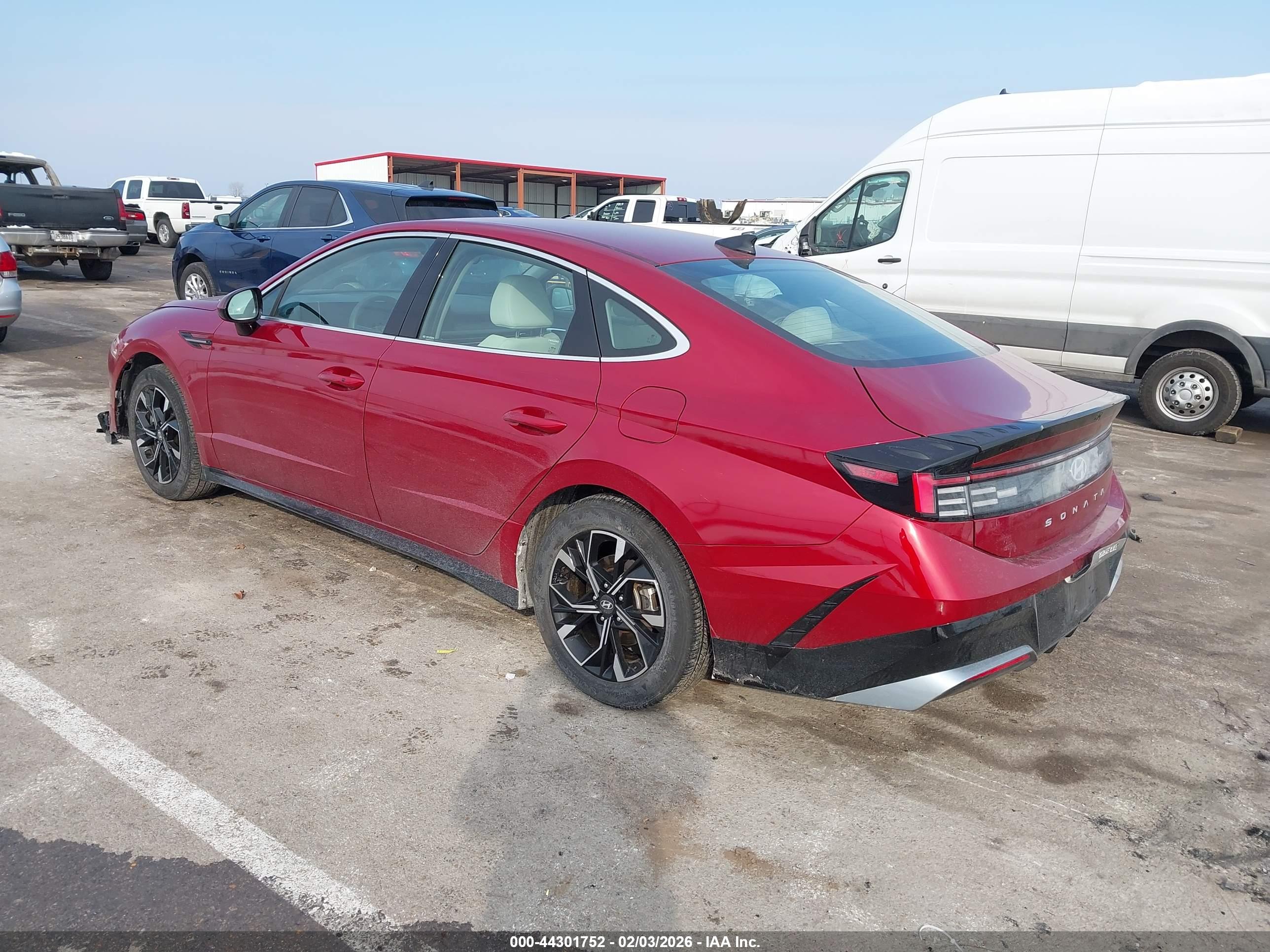 HYUNDAI SONATA image 3