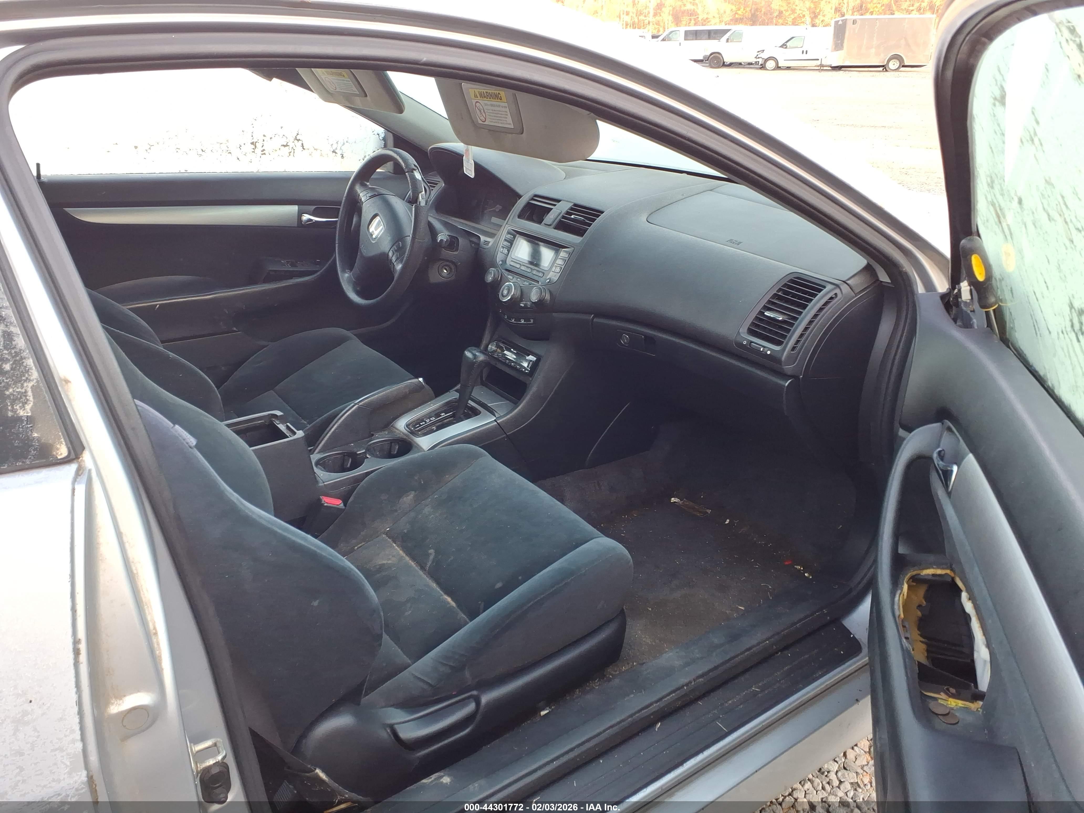 HONDA ACCORD image 5