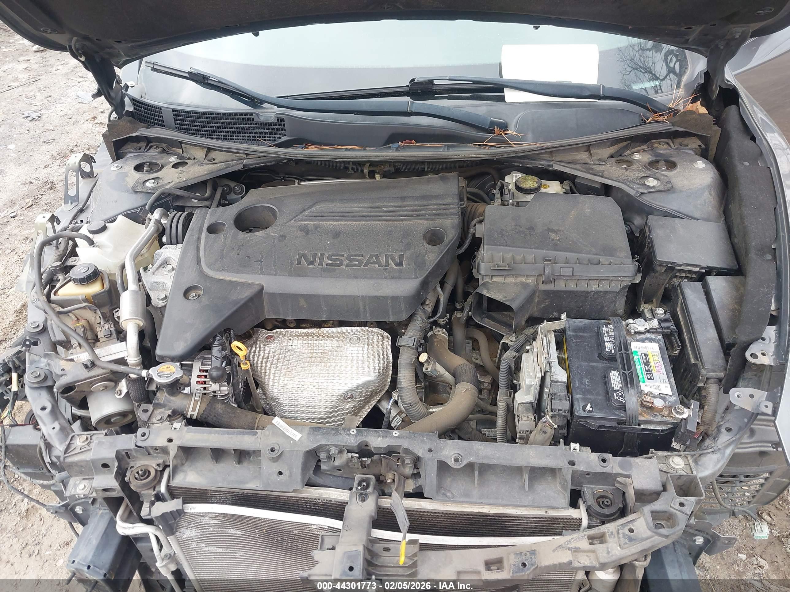 NISSAN ALTIMA image 10
