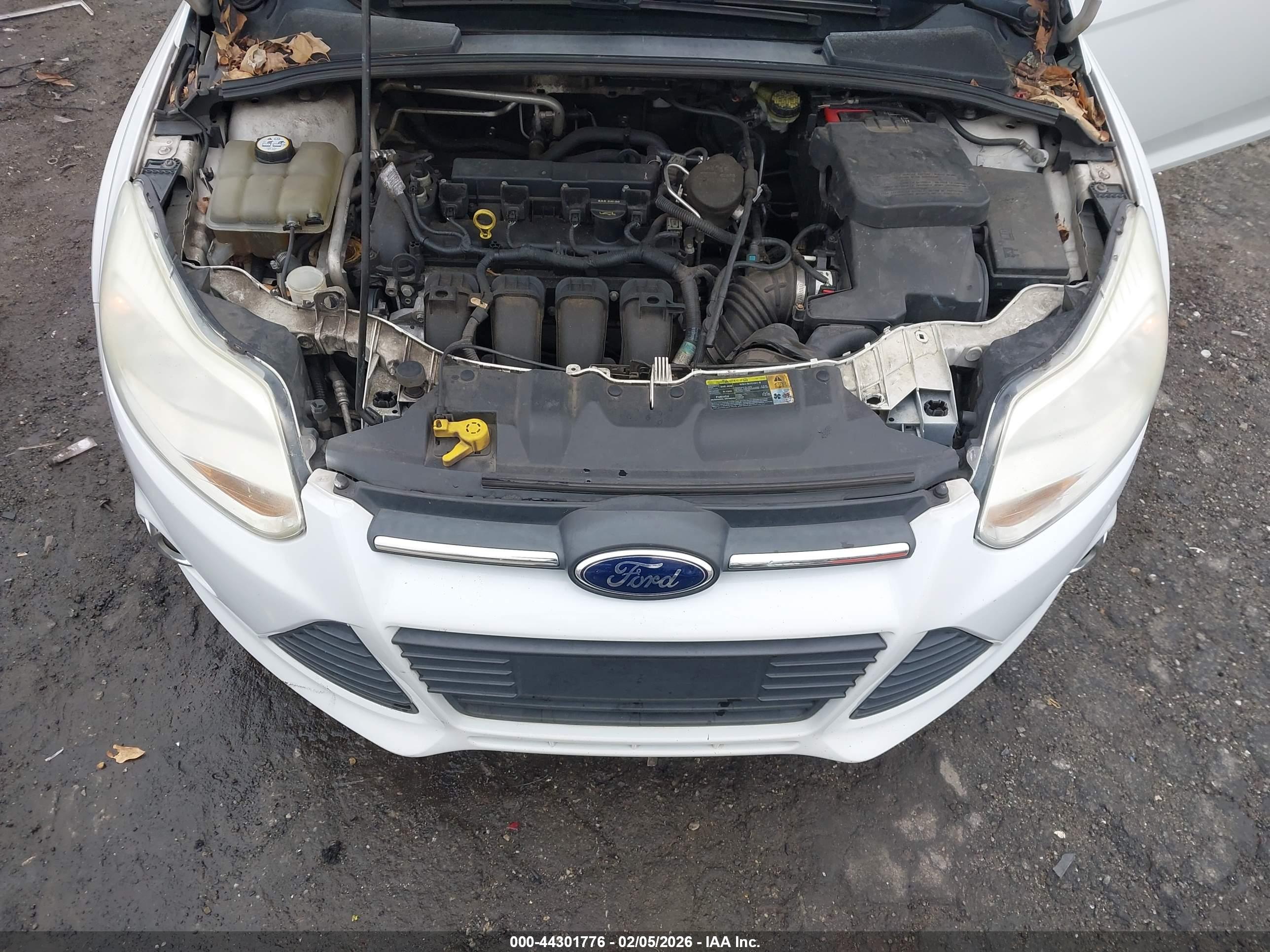 FORD FOCUS image 10