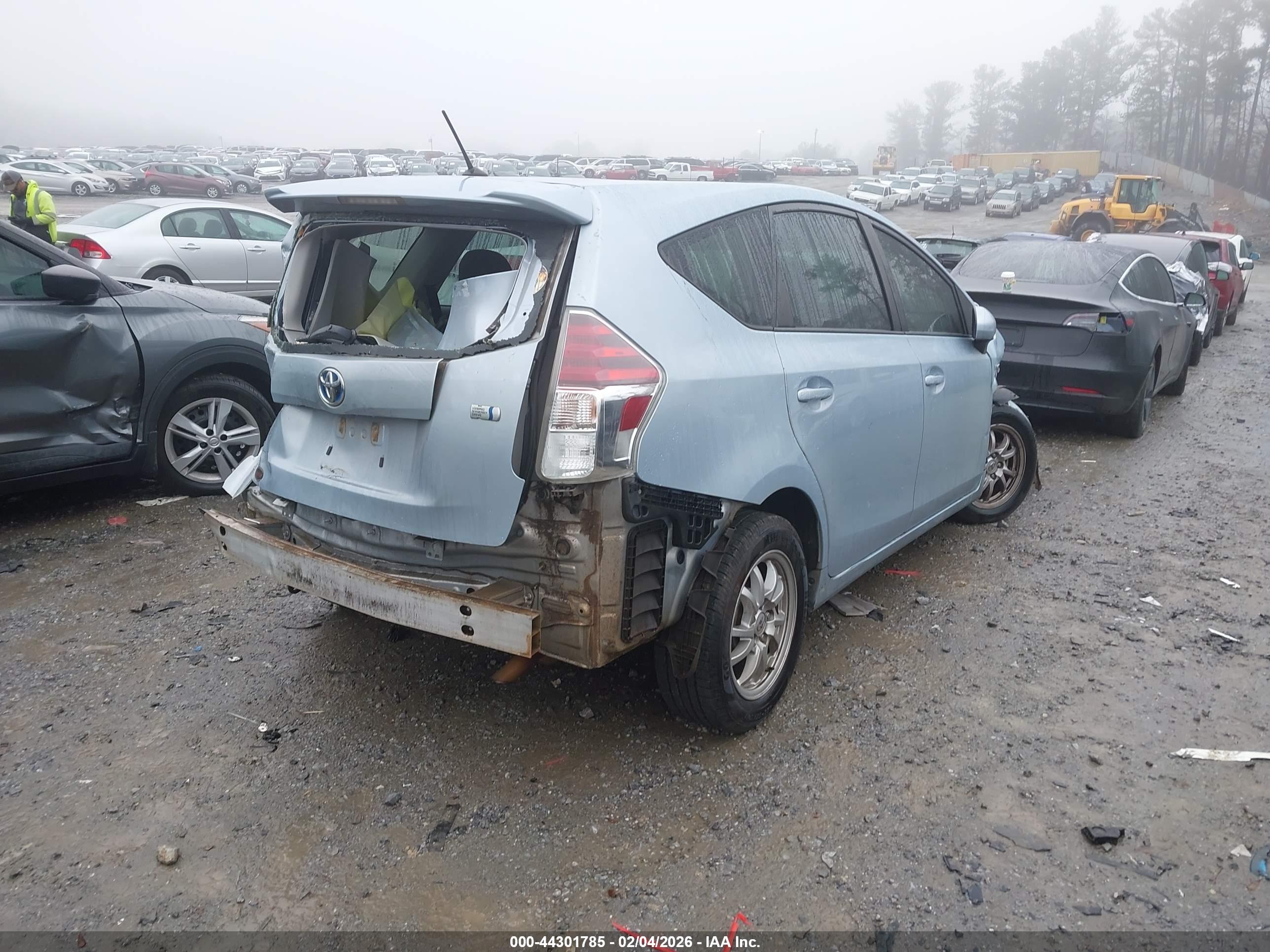 TOYOTA PRIUS image 4