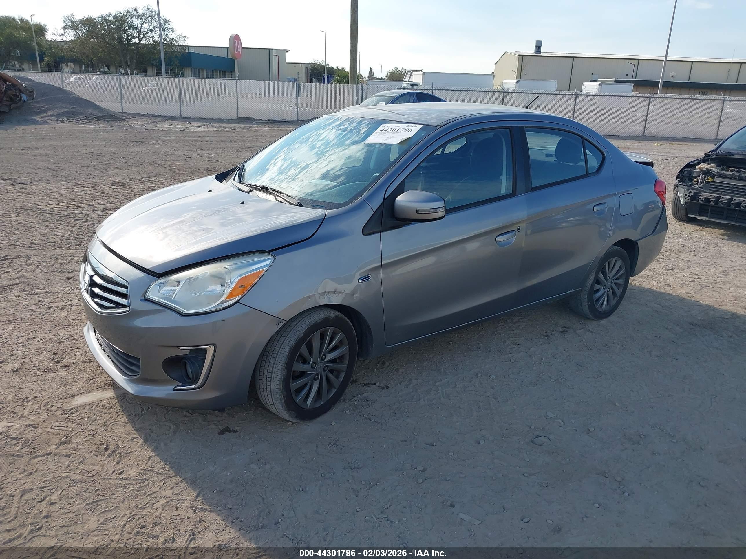 MITSUBISHI MIRAGE image 2