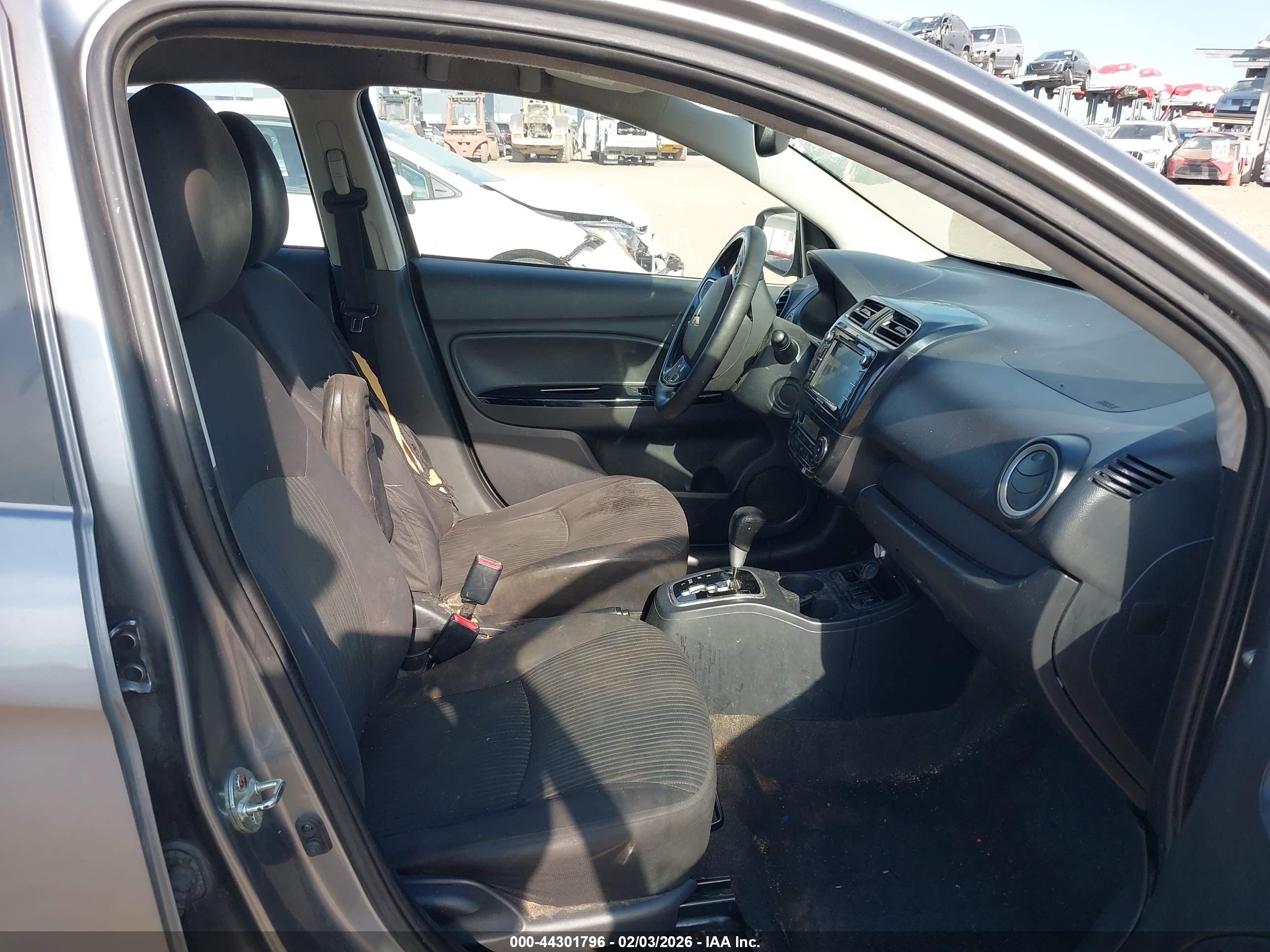 MITSUBISHI MIRAGE image 5