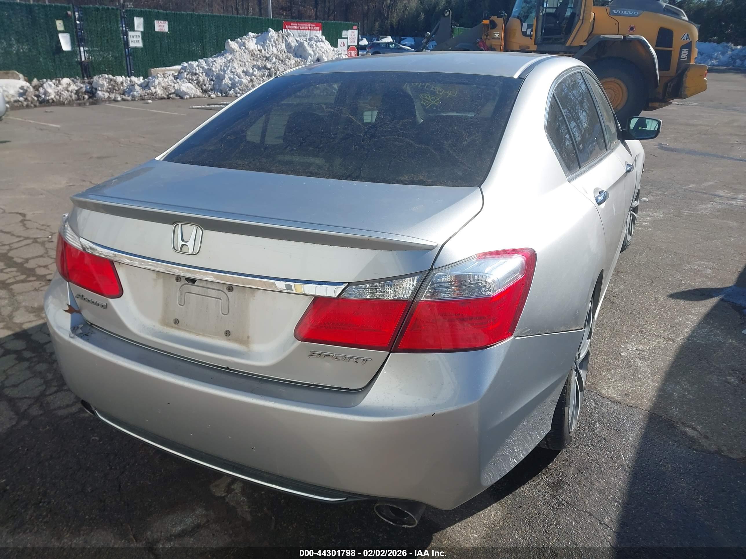 HONDA ACCORD image 4