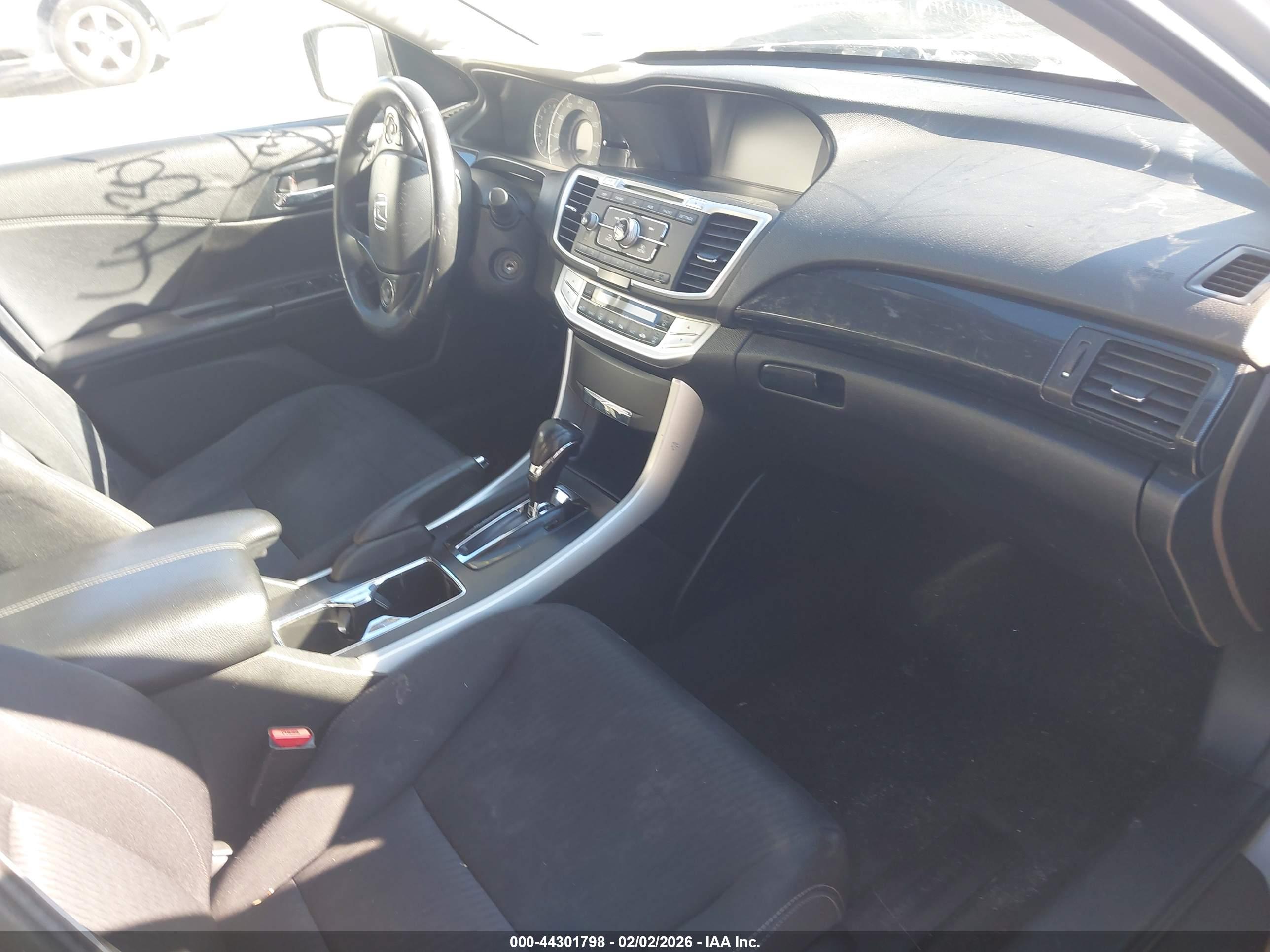 HONDA ACCORD image 5