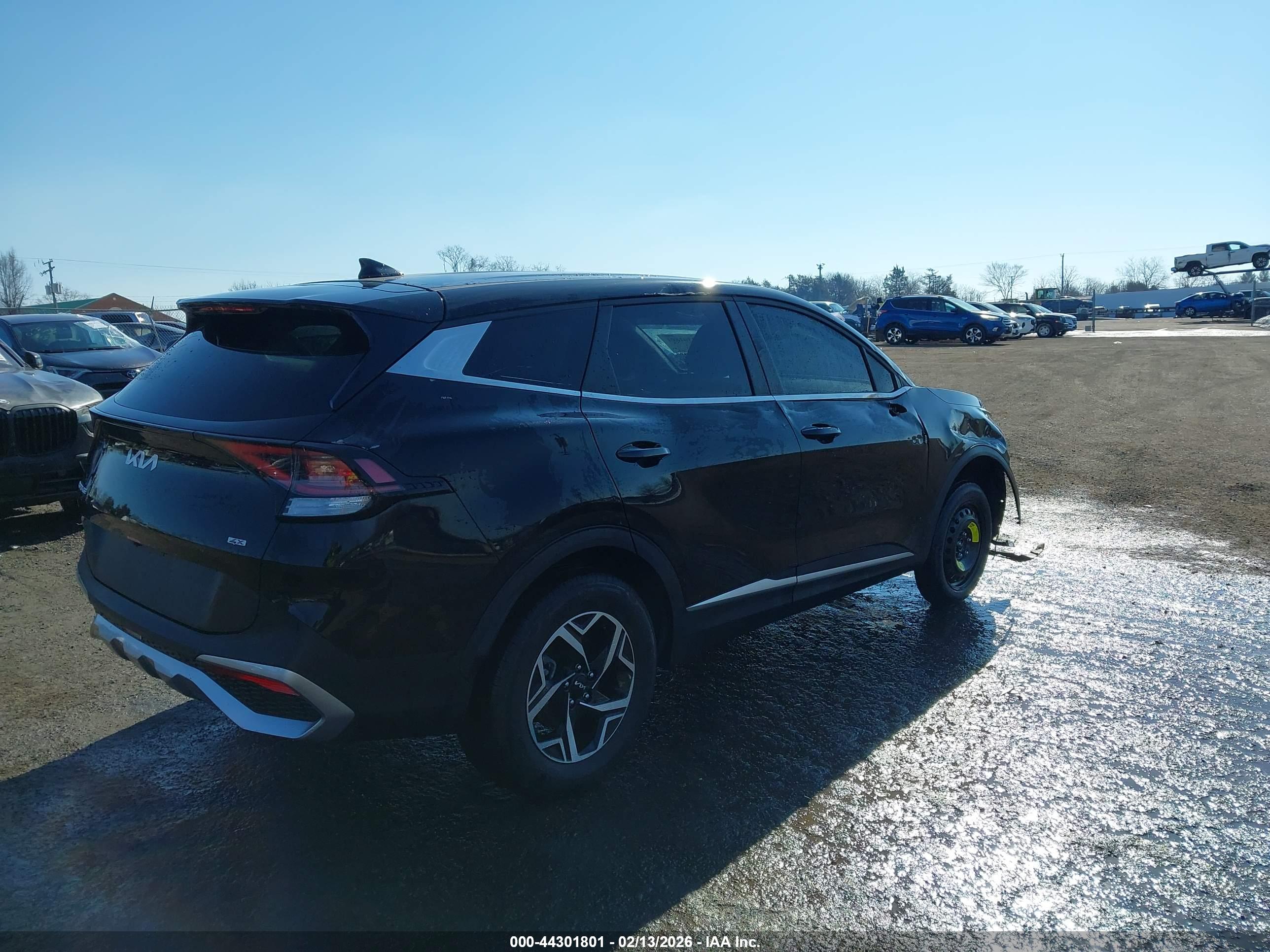 KIA SPORTAGE image 4