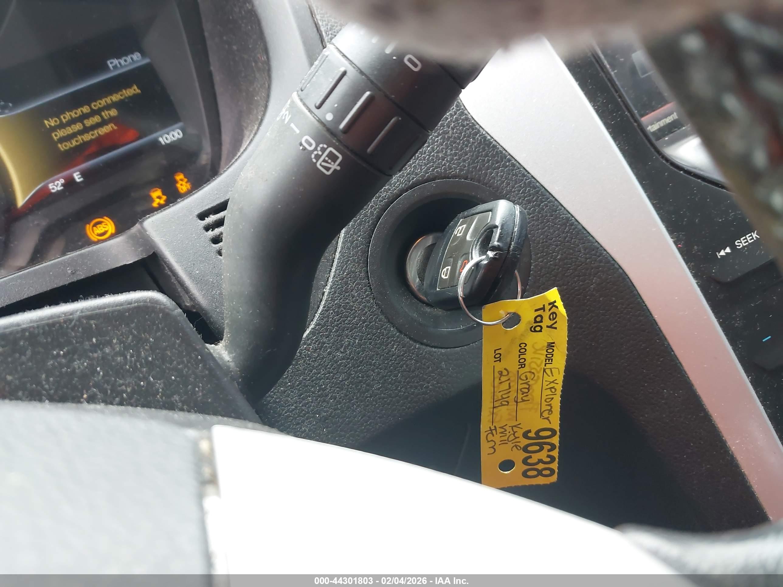 FORD EXPLORER image 11
