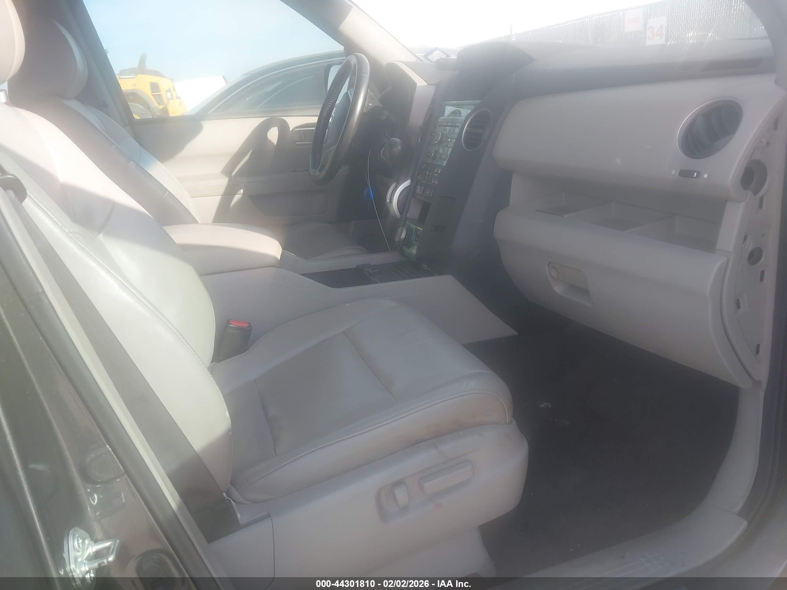 HONDA PILOT image 5