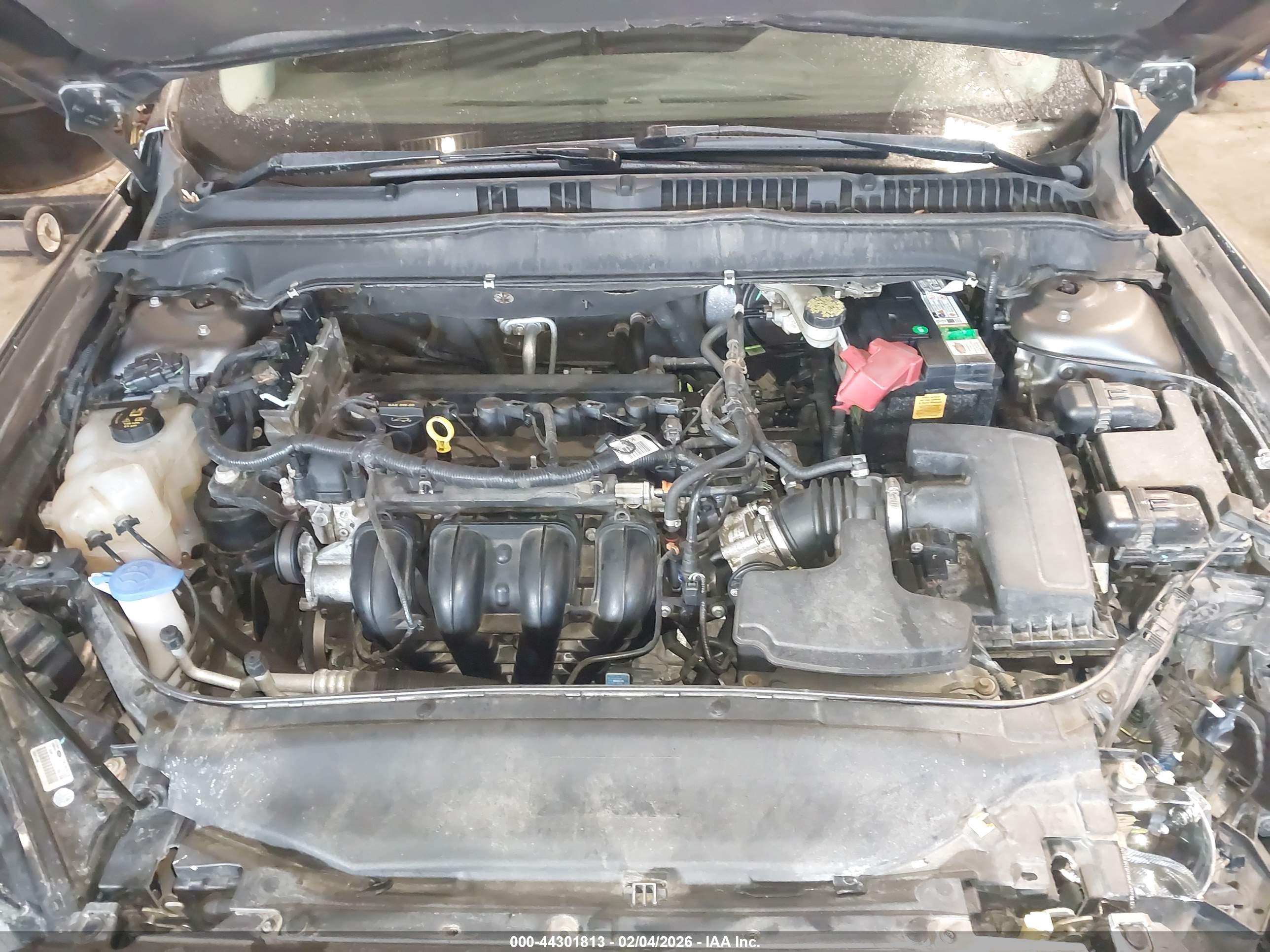 FORD FUSION image 10