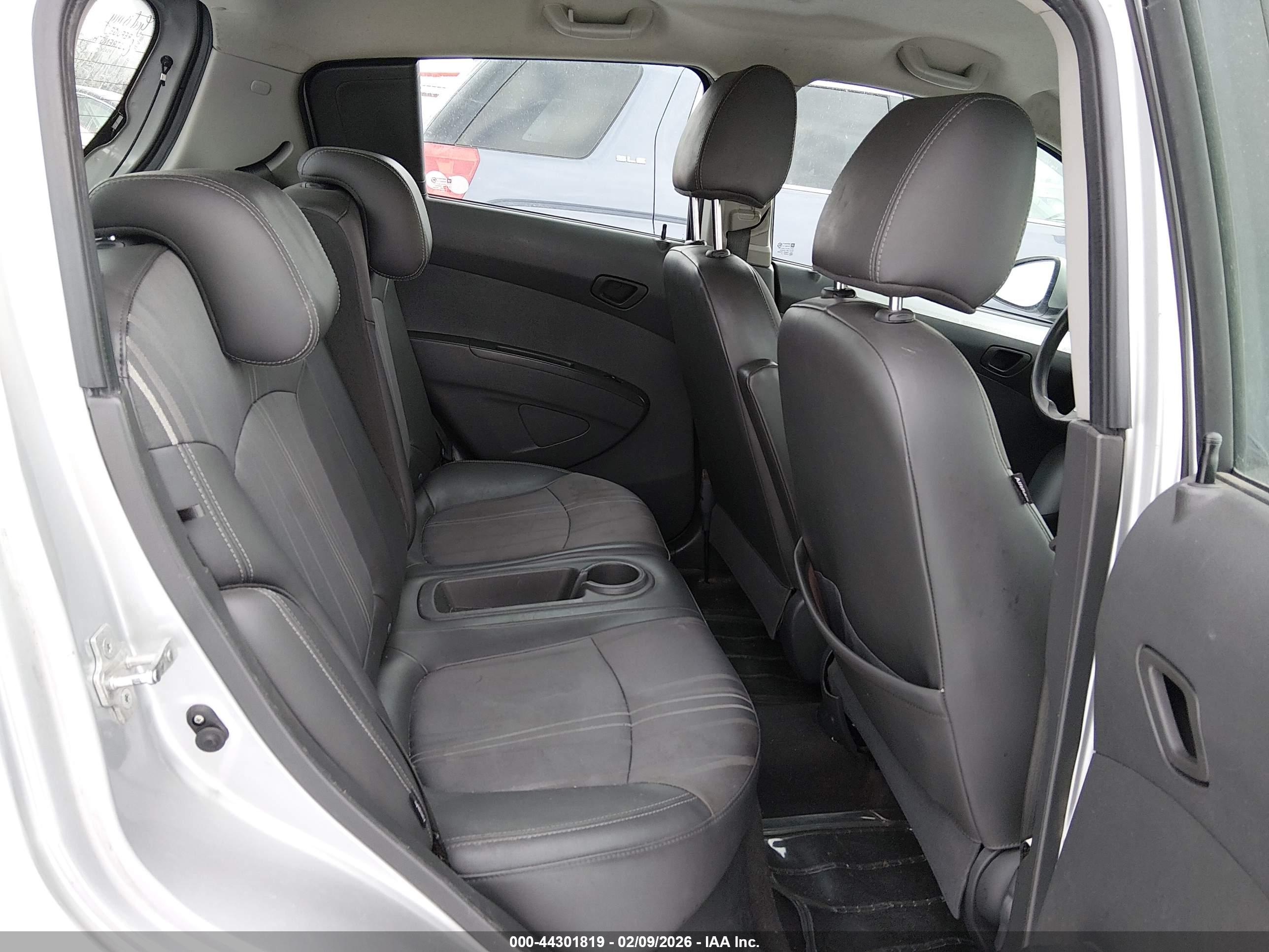 CHEVROLET SPARK image 8