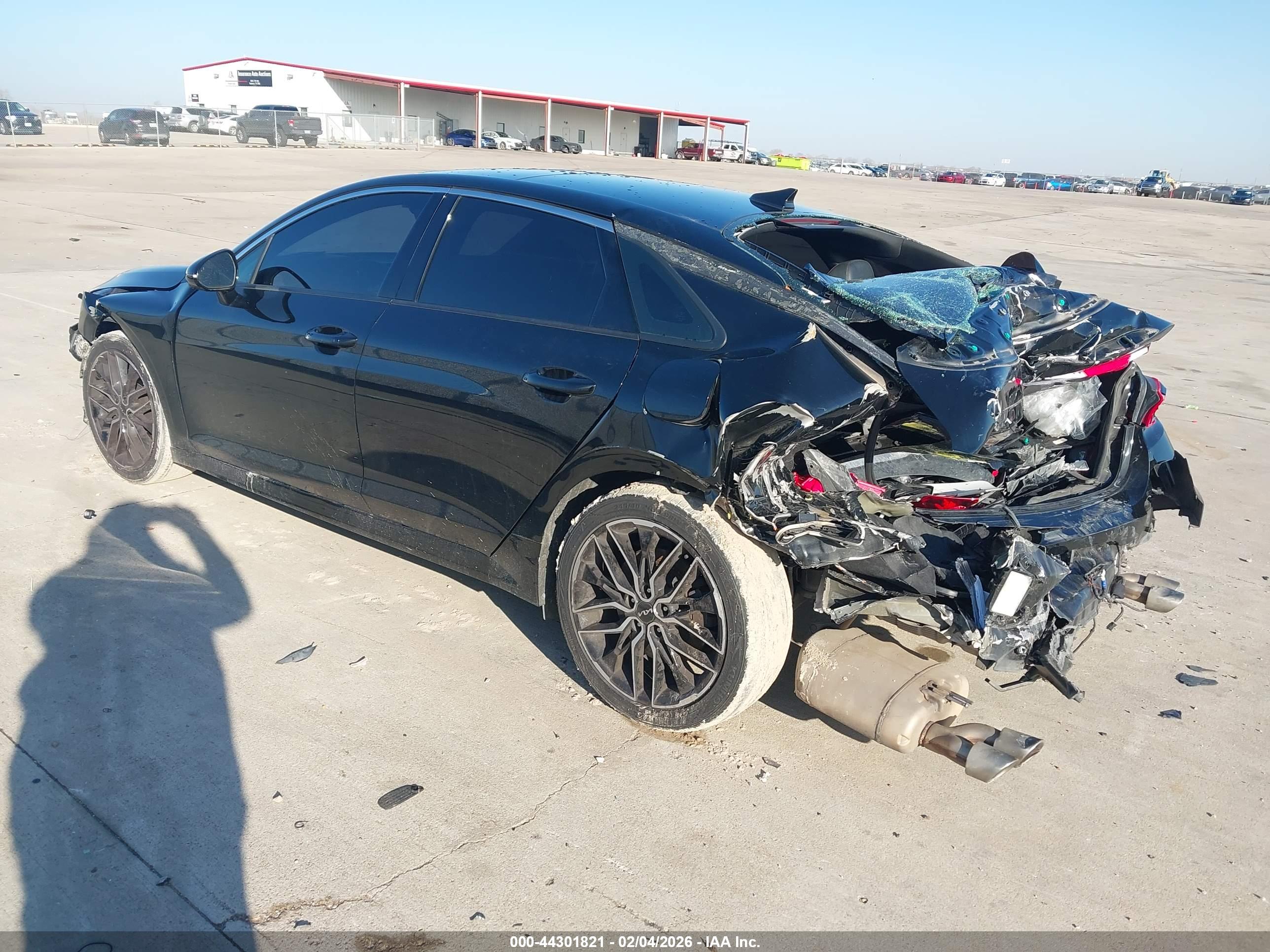 KIA K5 image 3