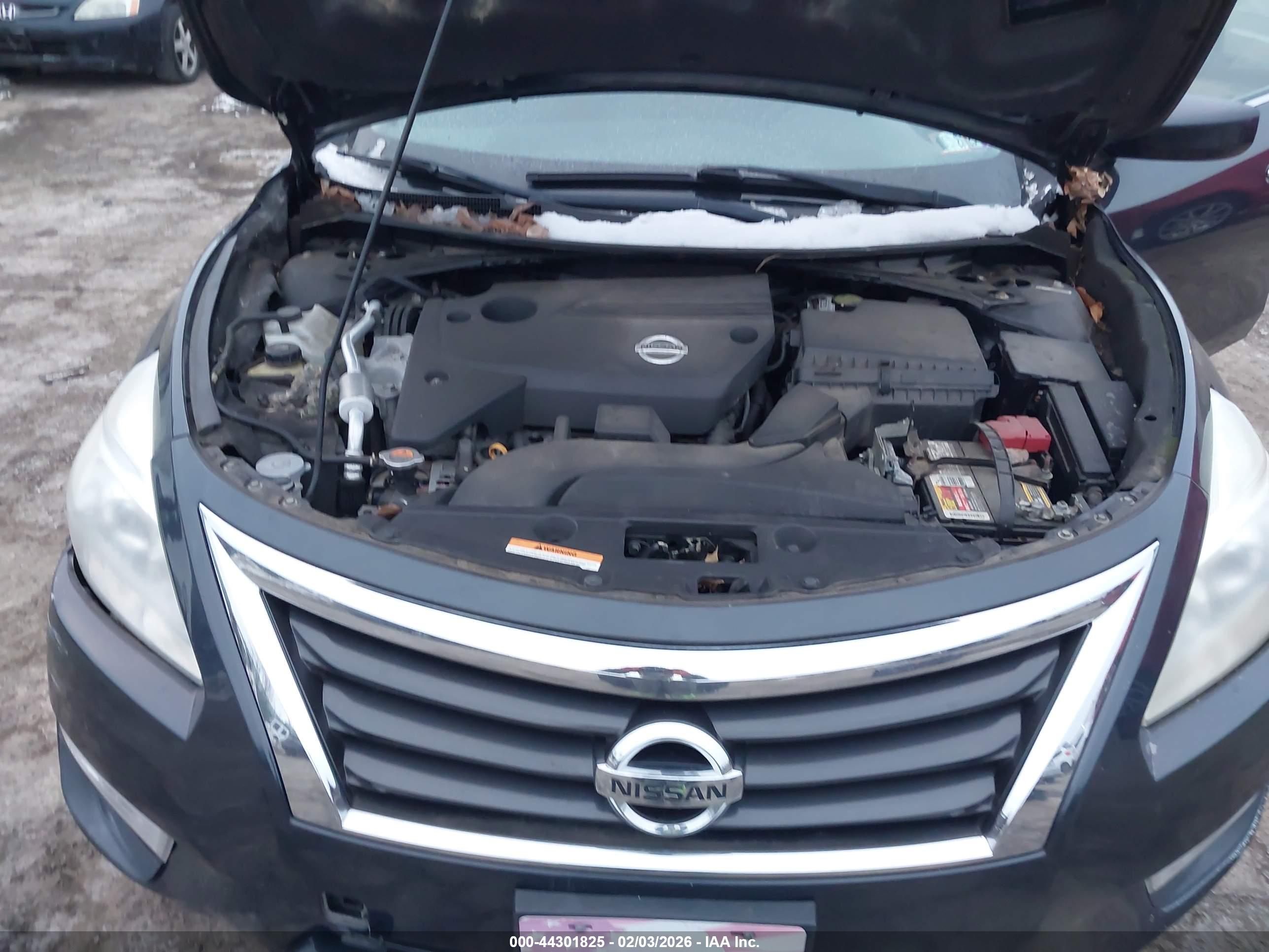 NISSAN ALTIMA image 10