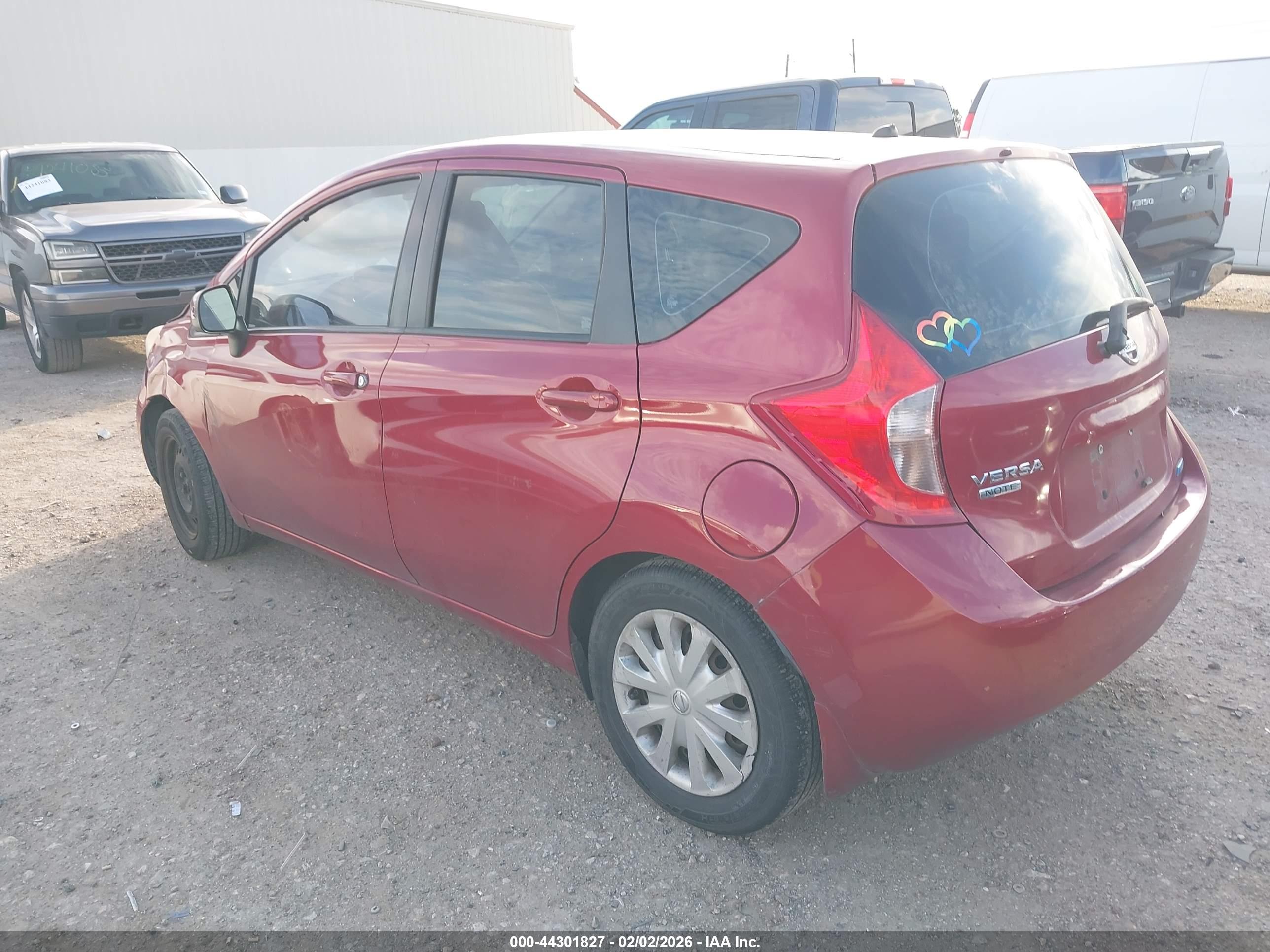 NISSAN VERSA image 3