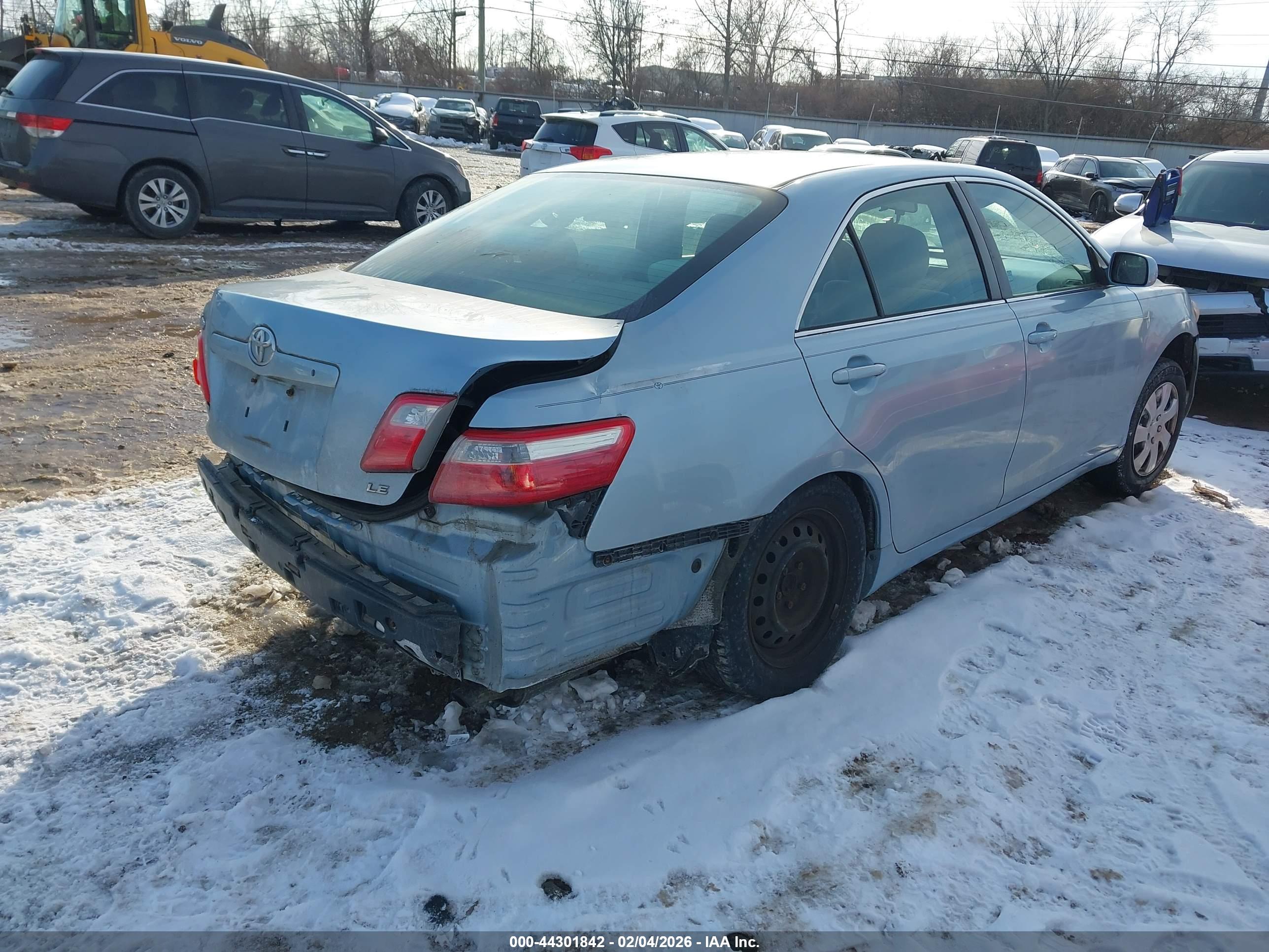 TOYOTA CAMRY image 4