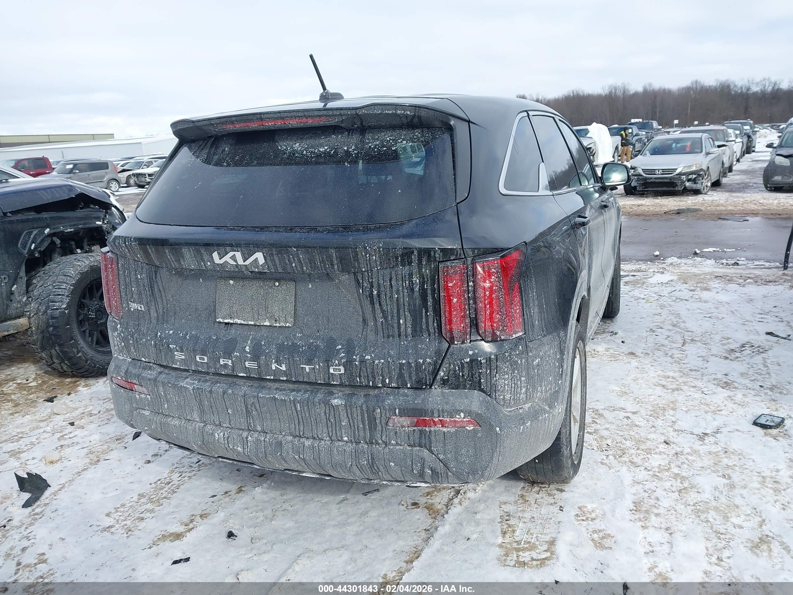 KIA SORENTO image 4