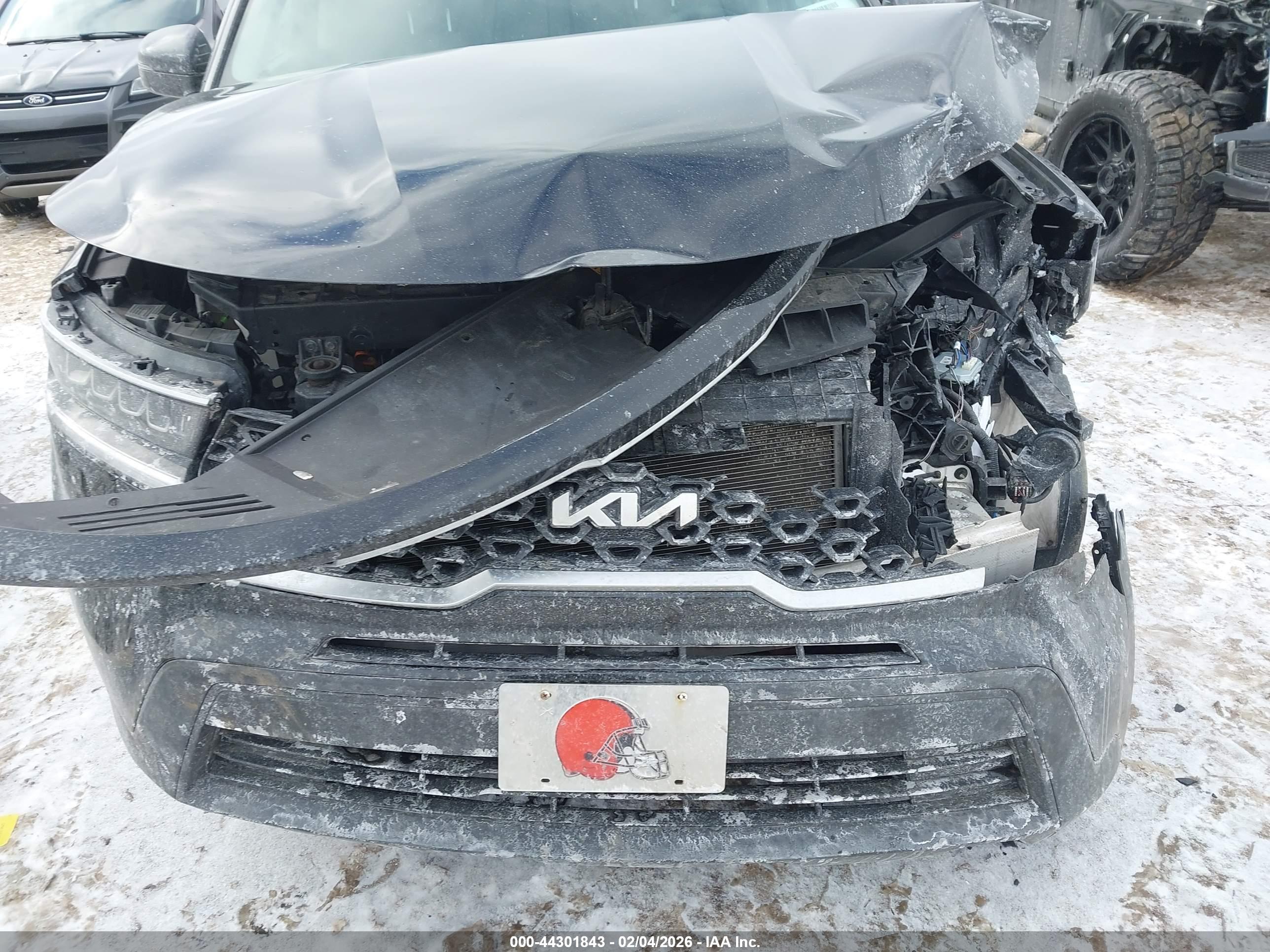 KIA SORENTO image 6